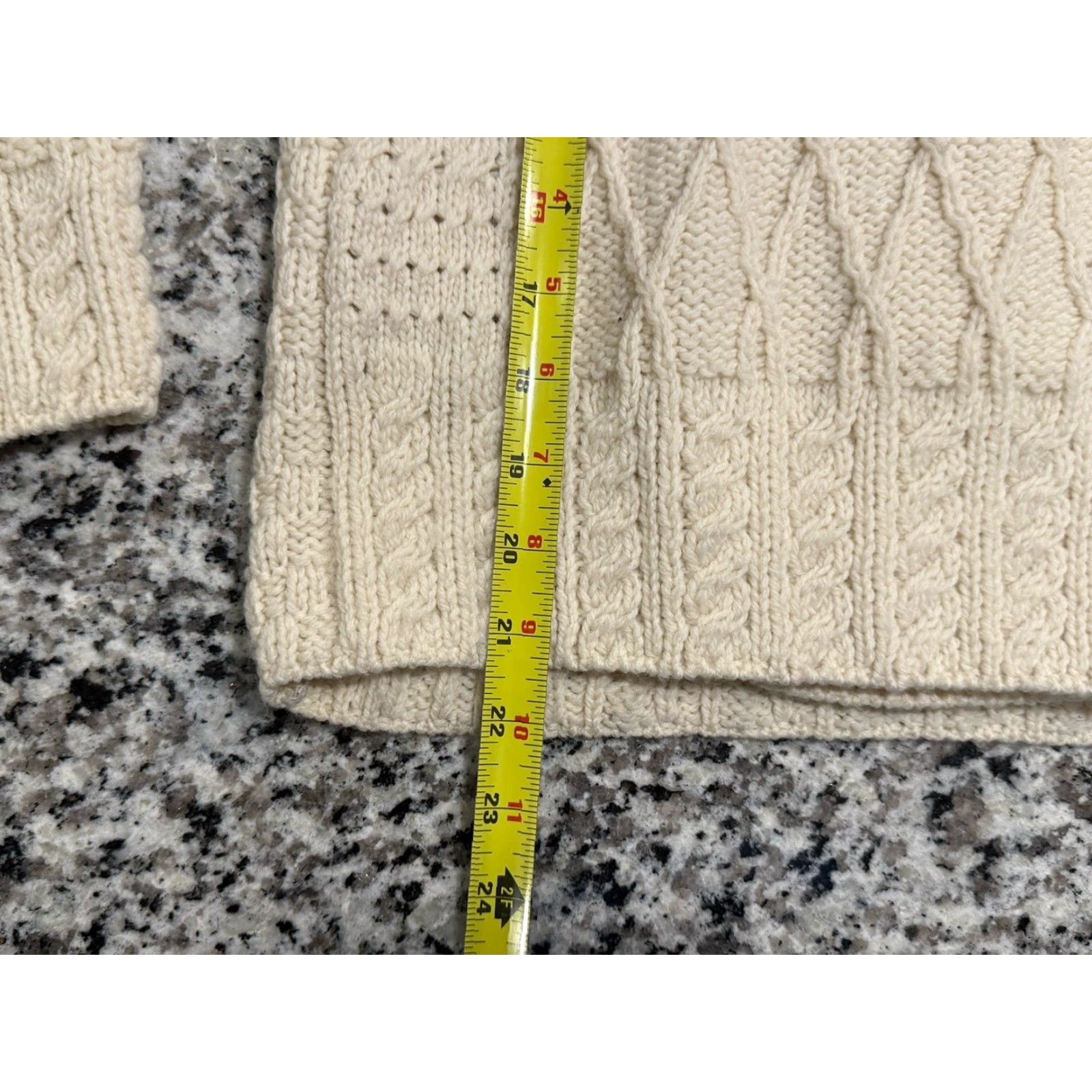 Vintage Carraig Donn Merino Wool Cardigan Sweater Womens S Cable Knit Ireland Cream Size S / US 4 / IT 40 - 2 Thumbnail