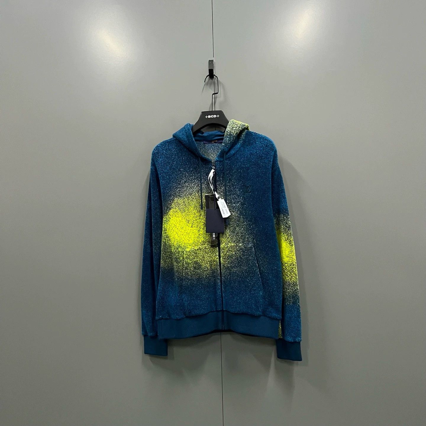 Louis Vuitton Louis Vuitton LV spray-dye zip-up hoodie Size S / US 4 / IT 40 - 1 Thumbnail