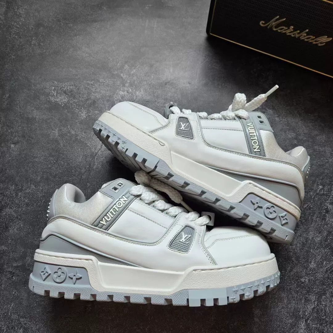 Louis Vuitton Louis Vuitton Training White Lowtop Sneakers 39 Men Size US 6.5 / EU 39-40 - 1 Thumbnail
