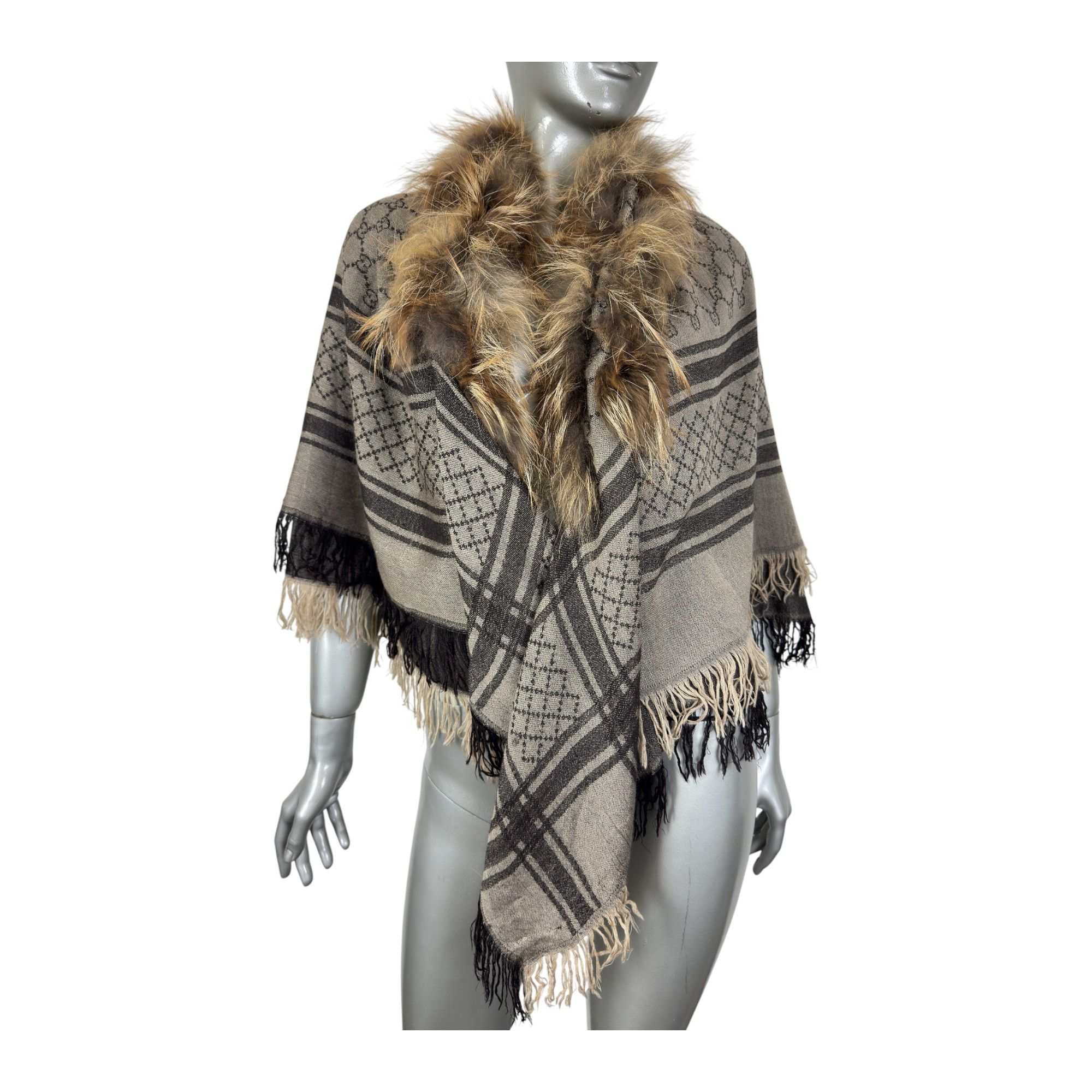 Gucci GG Monogram Wool Silk Stole with Fox Fur – Poncho Scarf Size ONE SIZE - 1 Thumbnail