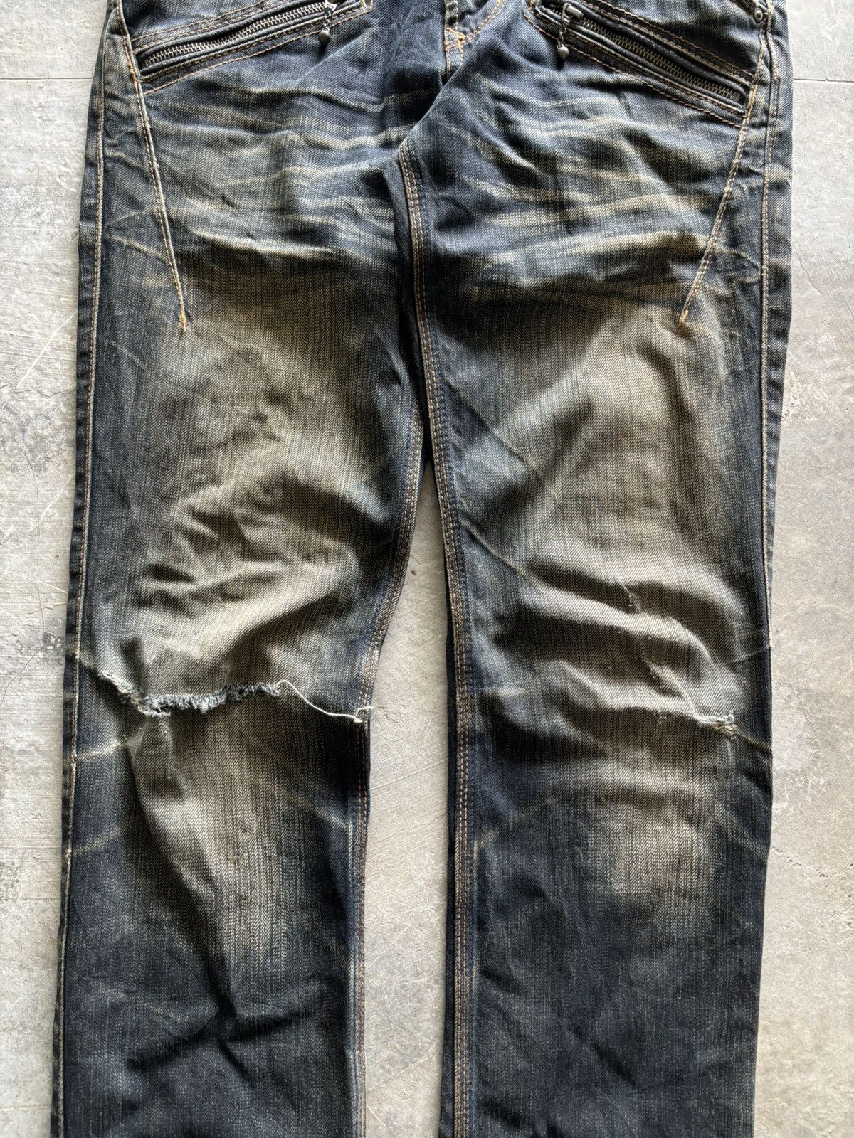 Japanese Brand FLARE DISTRESSED NICOLE CLUB FOR MEN RUSTY WASHED JAPANESE Size US 30 / EU 46 - 15 Thumbnail
