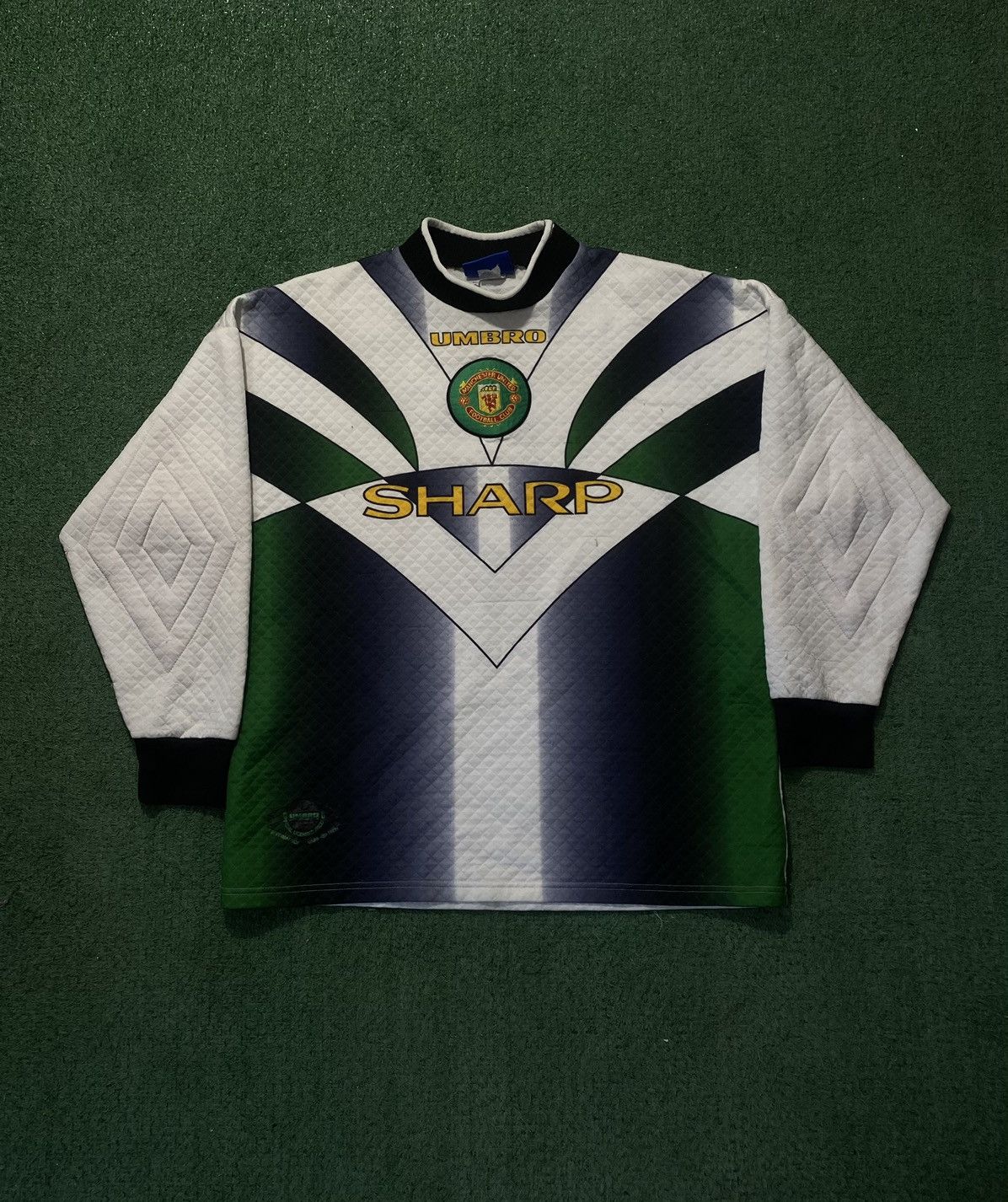 Umbro 1996-97 Manchester United Goalkeeper Shirt Schmeichel Size US L / EU 52-54 / 3 - 1 Thumbnail
