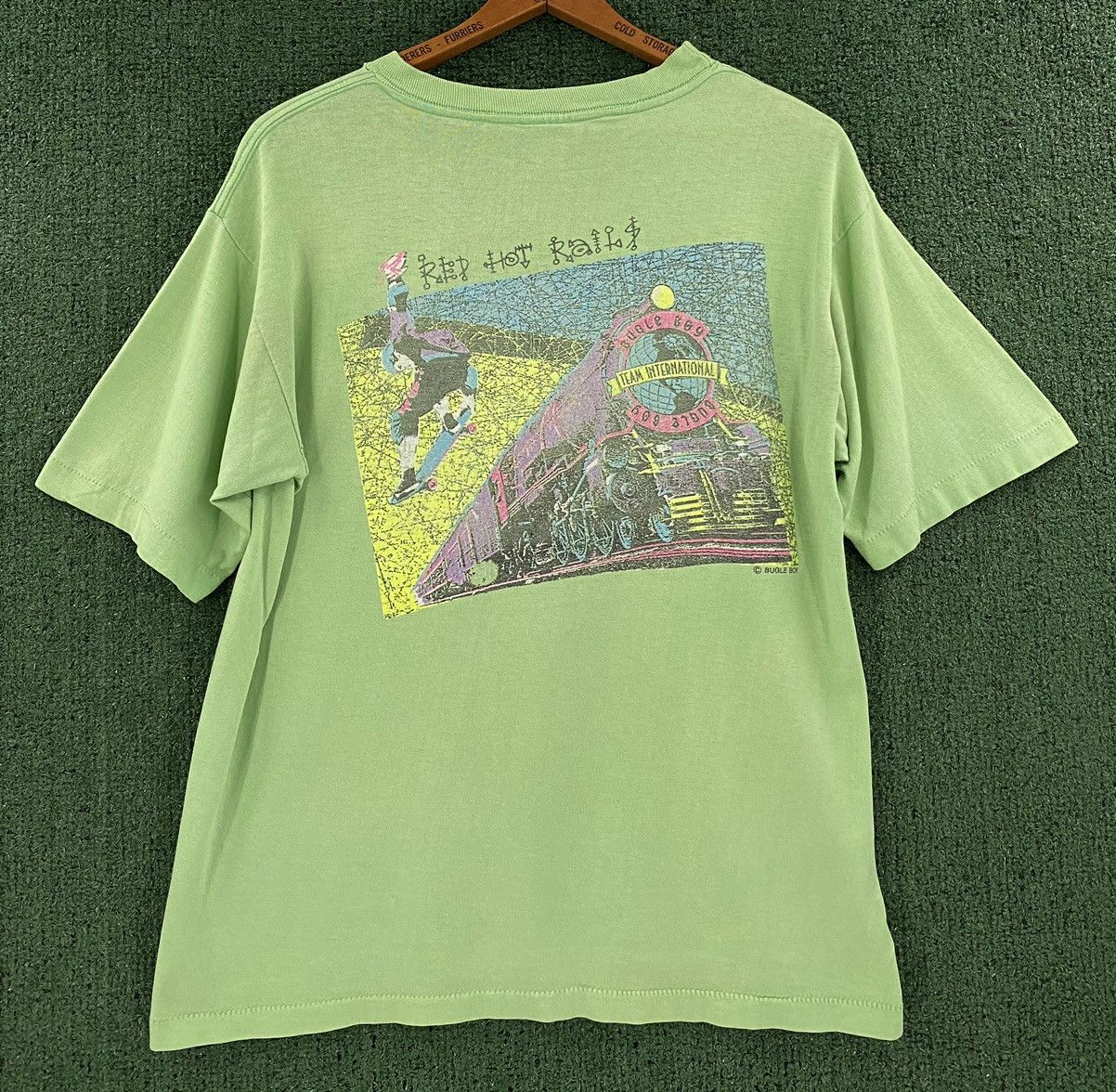 Bugle Boy VTG 90’s Bugle Boy Skateboard Hot Rails Distressed T-Shirt Size US M / EU 48-50 / 2 - 1 Thumbnail