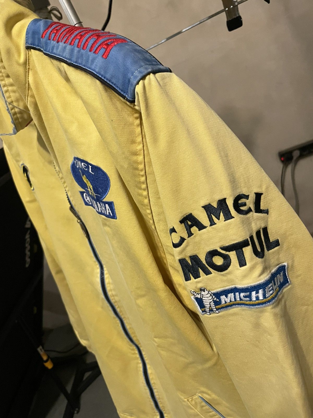 Camel × Vintage × Yamaha Vintage YAMAHA CAMEL rossi 46 racing jacket size L Size US L / EU 52-54 / 3 - 7 Thumbnail