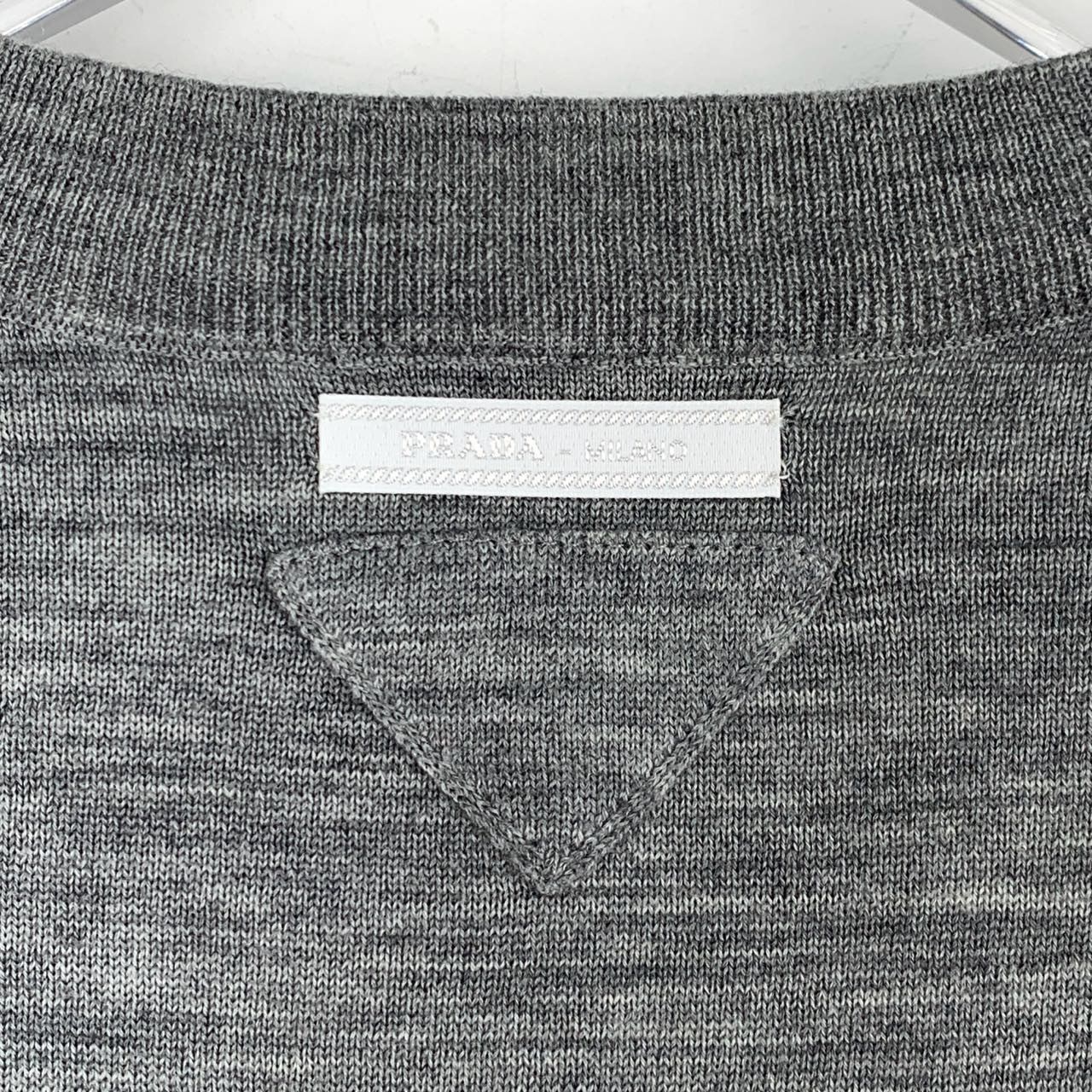 Prada Prada Grey Wool Logo Triangle Patch Crewneck Short-Sleeve Kn Size XS / US 0-2 / IT 36-38 - 6 Thumbnail