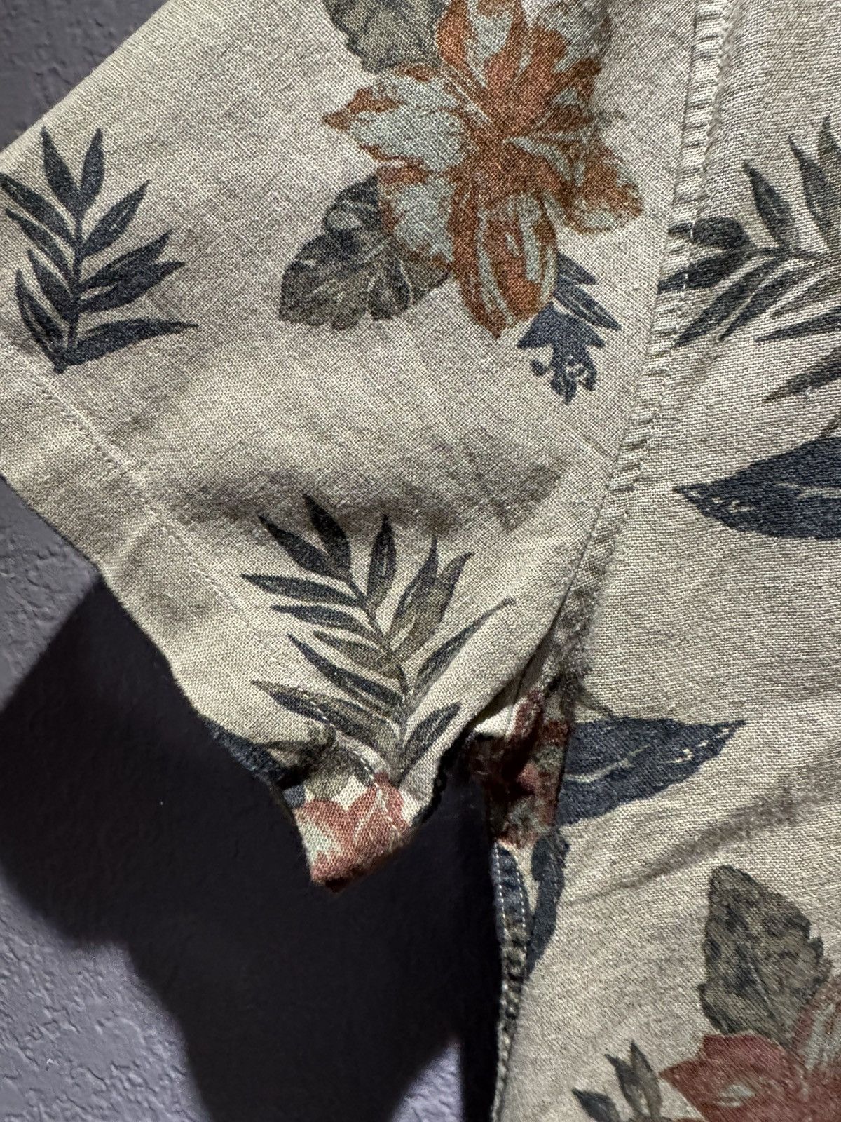 Lucky Brand Lucky Brand Olive Green Floral Hawaiian Short Sleeve Button Size US S / EU 44-46 / 1 - 5 Thumbnail