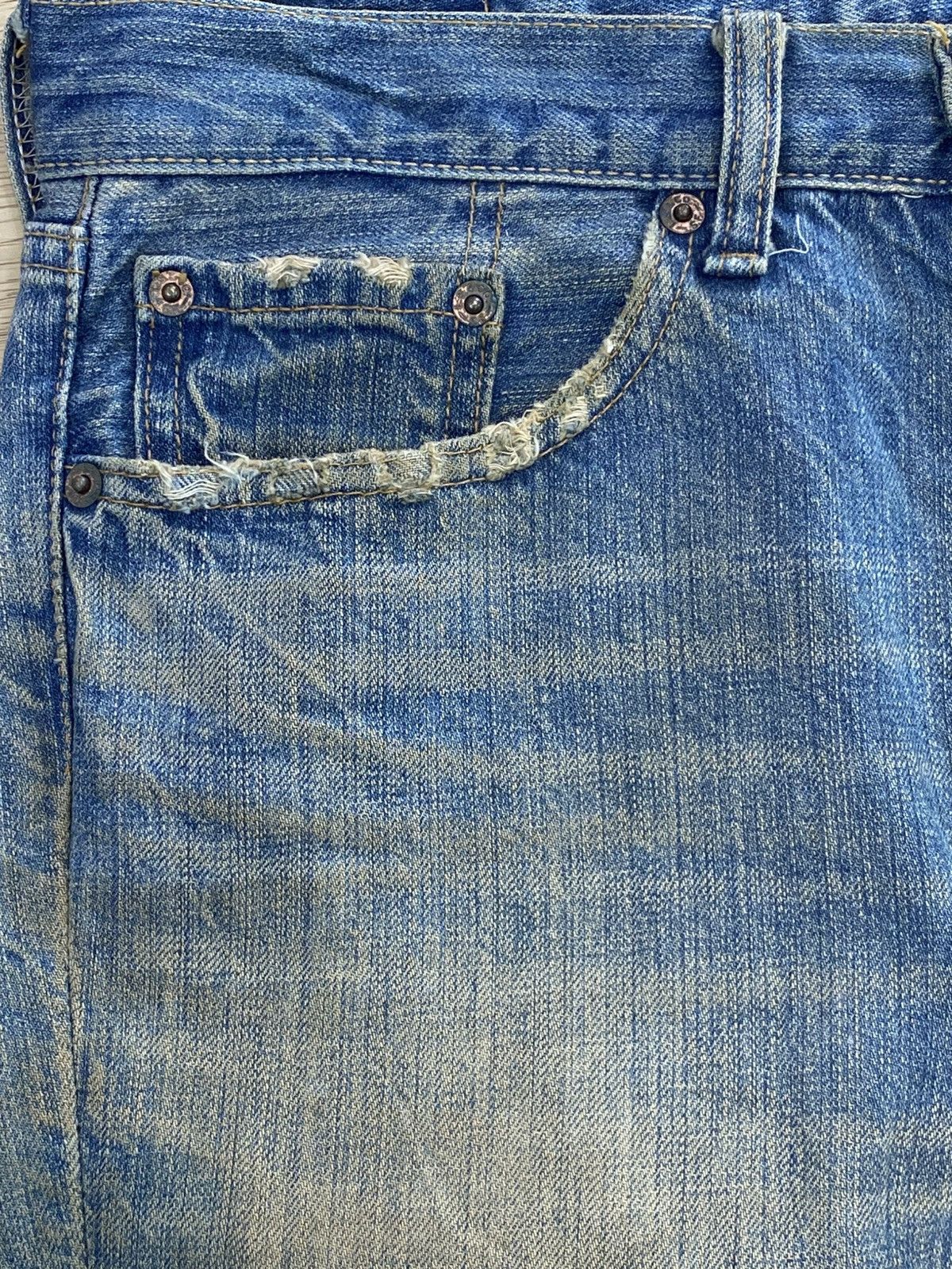 Levi's Levi’s Vintage Distress Rusty Mud Wash Loose Style Jeans Size US 30 / EU 46 - 11 Thumbnail