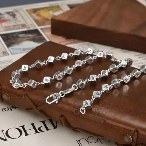 Jewelry Vintage Six Word Dice Necklace Size ONE SIZE - 2 Thumbnail