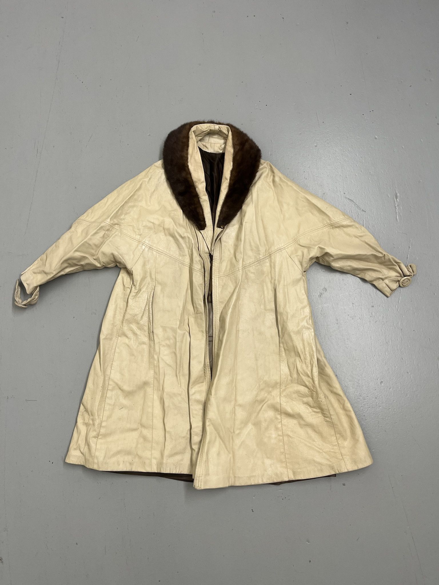Wilsons Leather Vintage 80s Fur Collar Leather Long Coat Size M Size US M / EU 48-50 / 2 - 1 Thumbnail