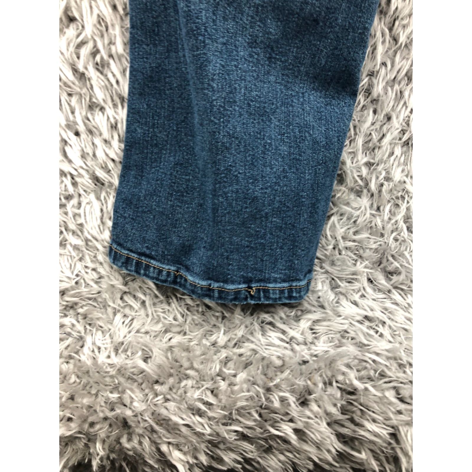 Levi's Levi's 550 Relaxed Jeans Size 10 Womens Blue Denim Straight 32 Inseam Vintage 90s Cowboy Hip Hop Style Women’s Pants Size 32" / US 10 / IT 46 - 7 Thumbnail