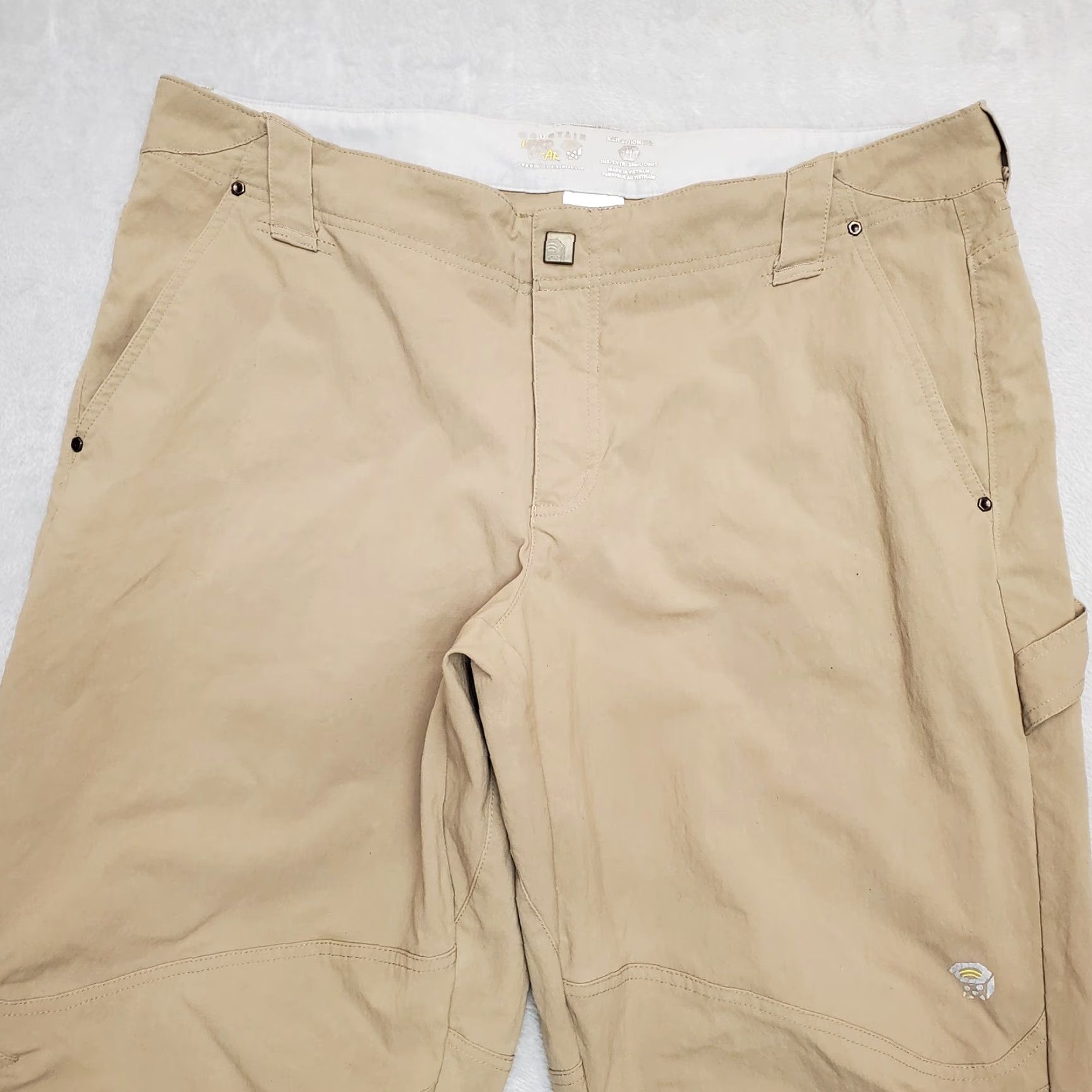 Mountain Hardwear VINTAGE Mountain Hardware Pants Mens 40x30 Tan Canvas Flat Front Performance Stretch Size US 40 / EU 56 - 4 Thumbnail