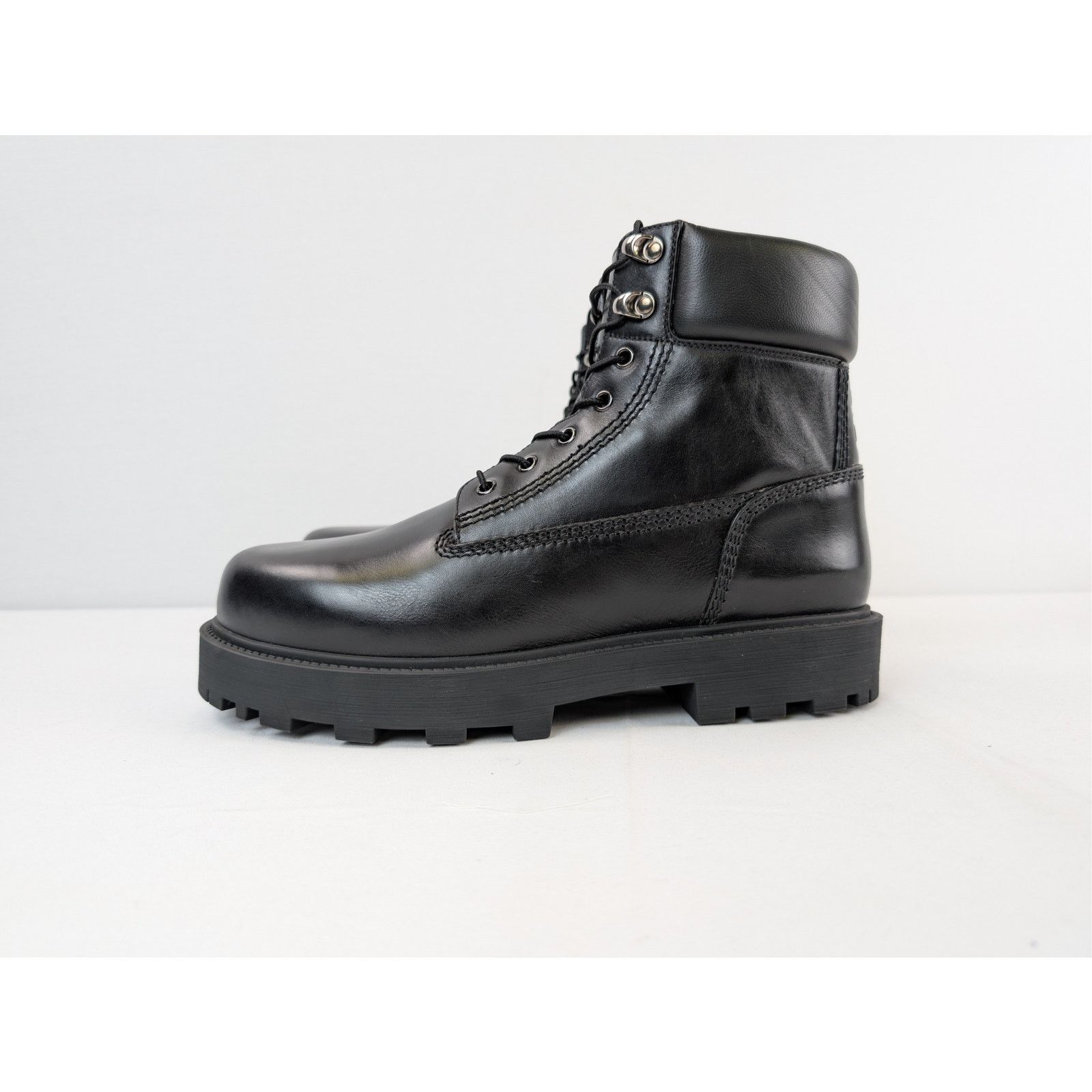 Givenchy o1rshd1 Show Lace-Up Boots in Black Size US 10 / EU 43 - 10 Thumbnail