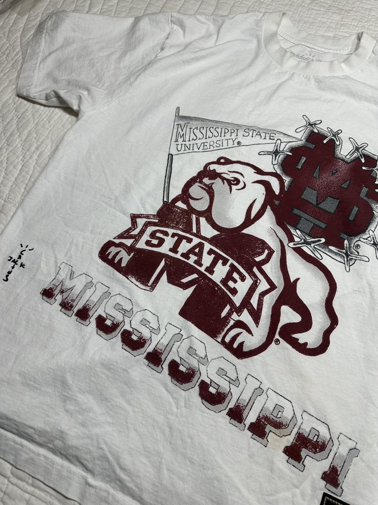 Mitchell & Ness × NCAA × Travis Scott Travis Scott Mitchell & Ness Collab Tee/ Mississippi State Size US L / EU 52-54 / 3 - 4 Thumbnail