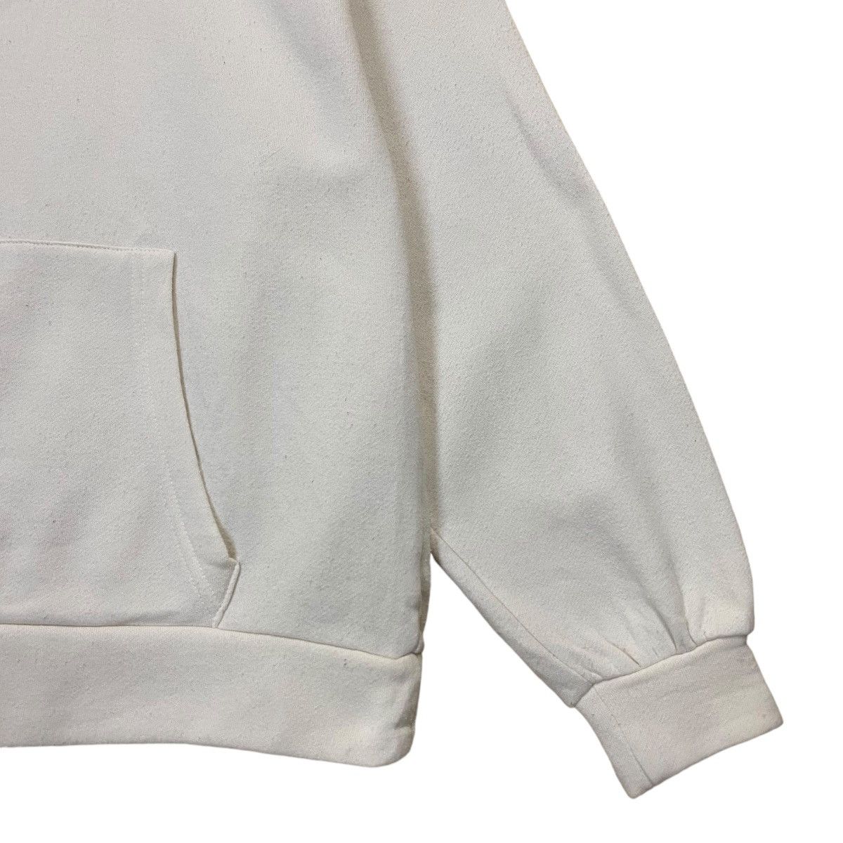 Anime × Japanese Brand MIFFY AND FRIEND BIG LOGO CREWNECK SWEATSHIRT Size US M / EU 48-50 / 2 - 10 Thumbnail