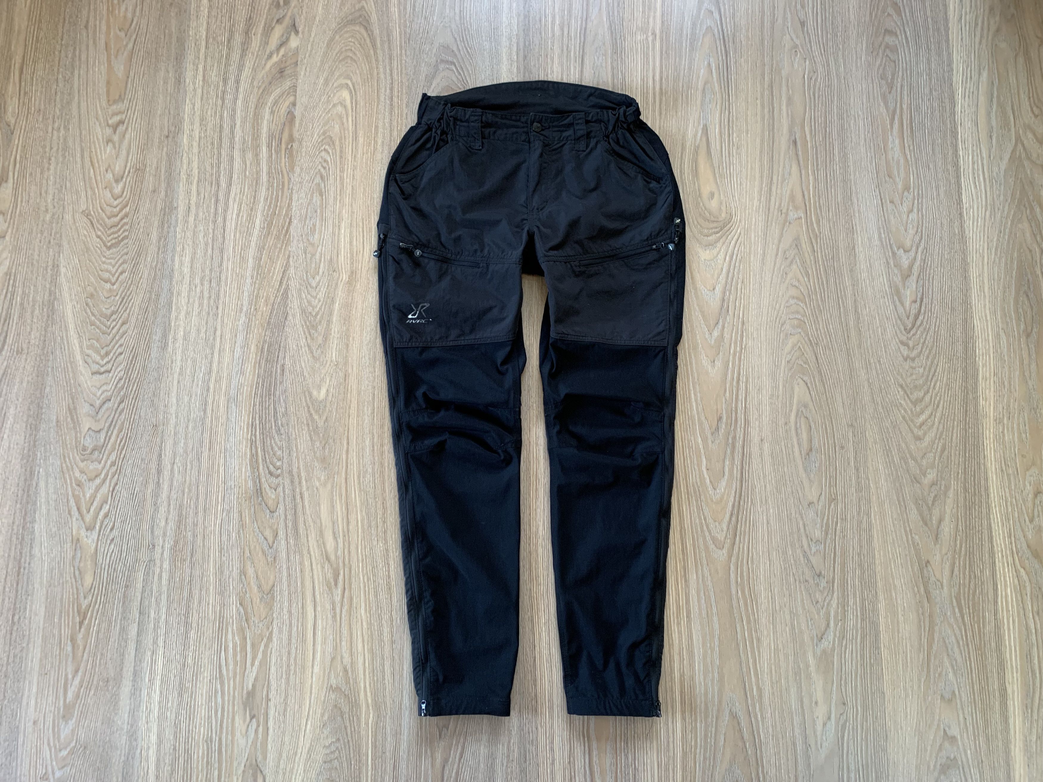 Reebok × Vintage Reebok Womens Black Softshell Trackking Pants Size 29" - 1 Thumbnail