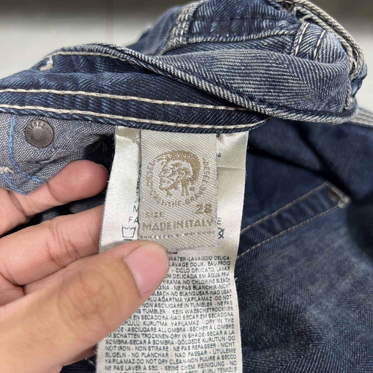 Diesel 🔥 DIESEL DYED WASH KROOLEY REGULAR SLIM CARROT Size US 30 / EU 46 - 20 Thumbnail