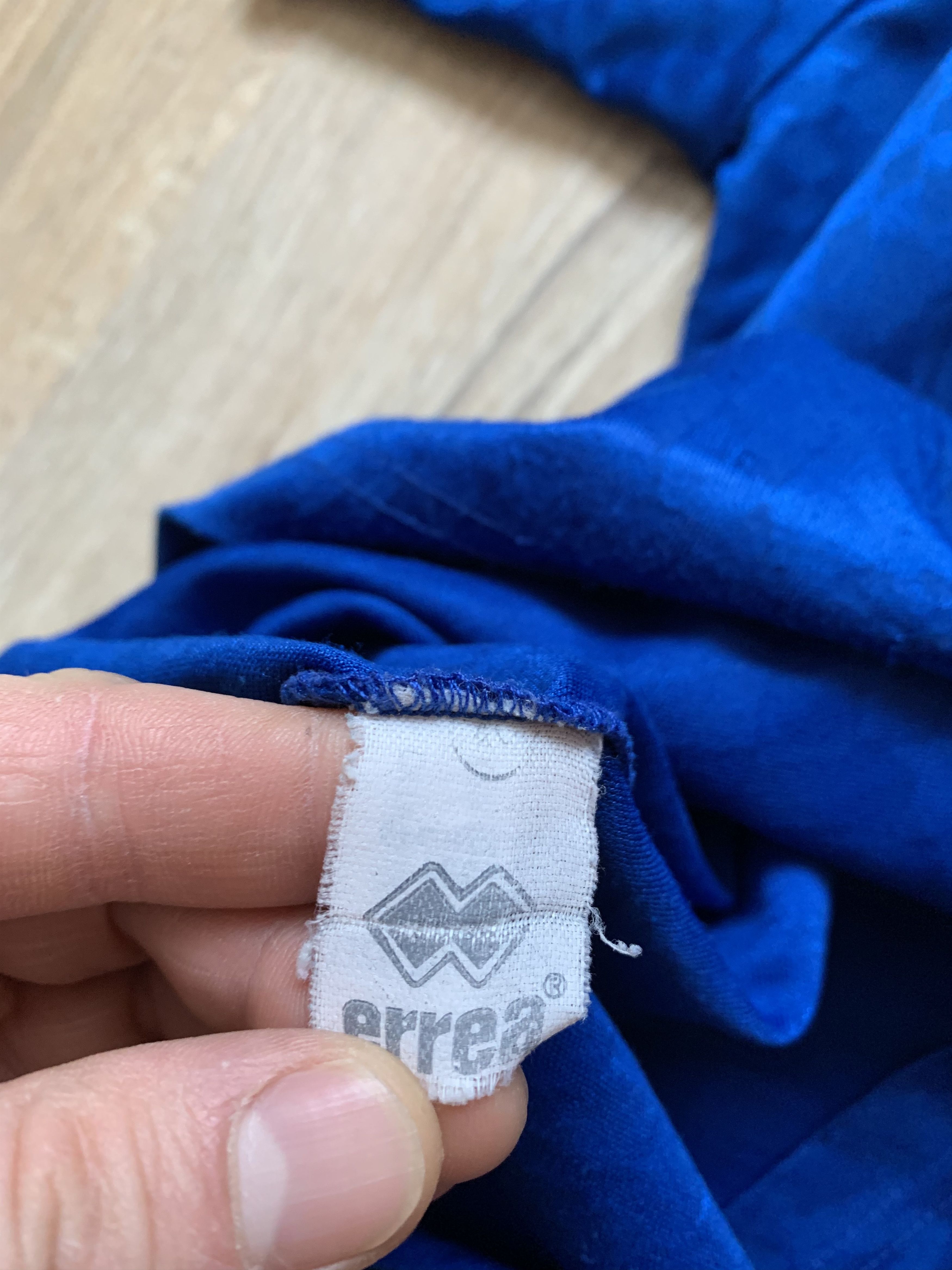 Errea Rare Errea Cardiff City Home Shirt 1997-1998 Size US XXS / EU 40 - 6 Thumbnail
