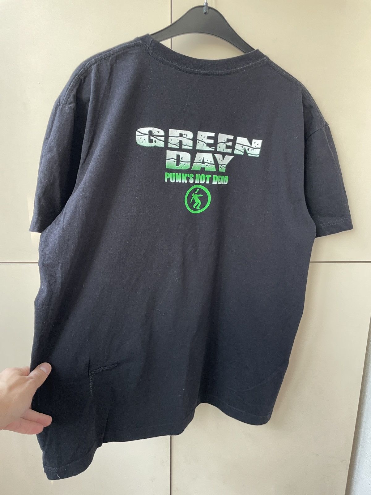 Band Tees Vintage Green Day punks not dead t shirt tee Size US XL / EU 56 / 4 - 17 Thumbnail