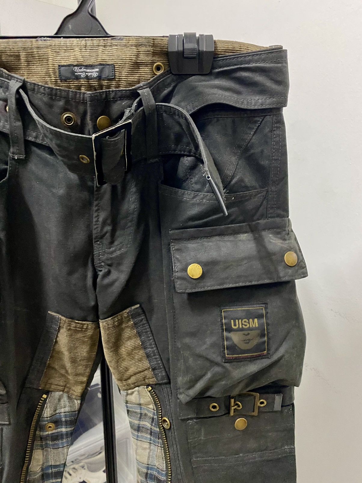 Undercover Vintage Undercover AW08 oiled waxed Cargo Bondage Pants Size US 30 / EU 46 - 4 Thumbnail