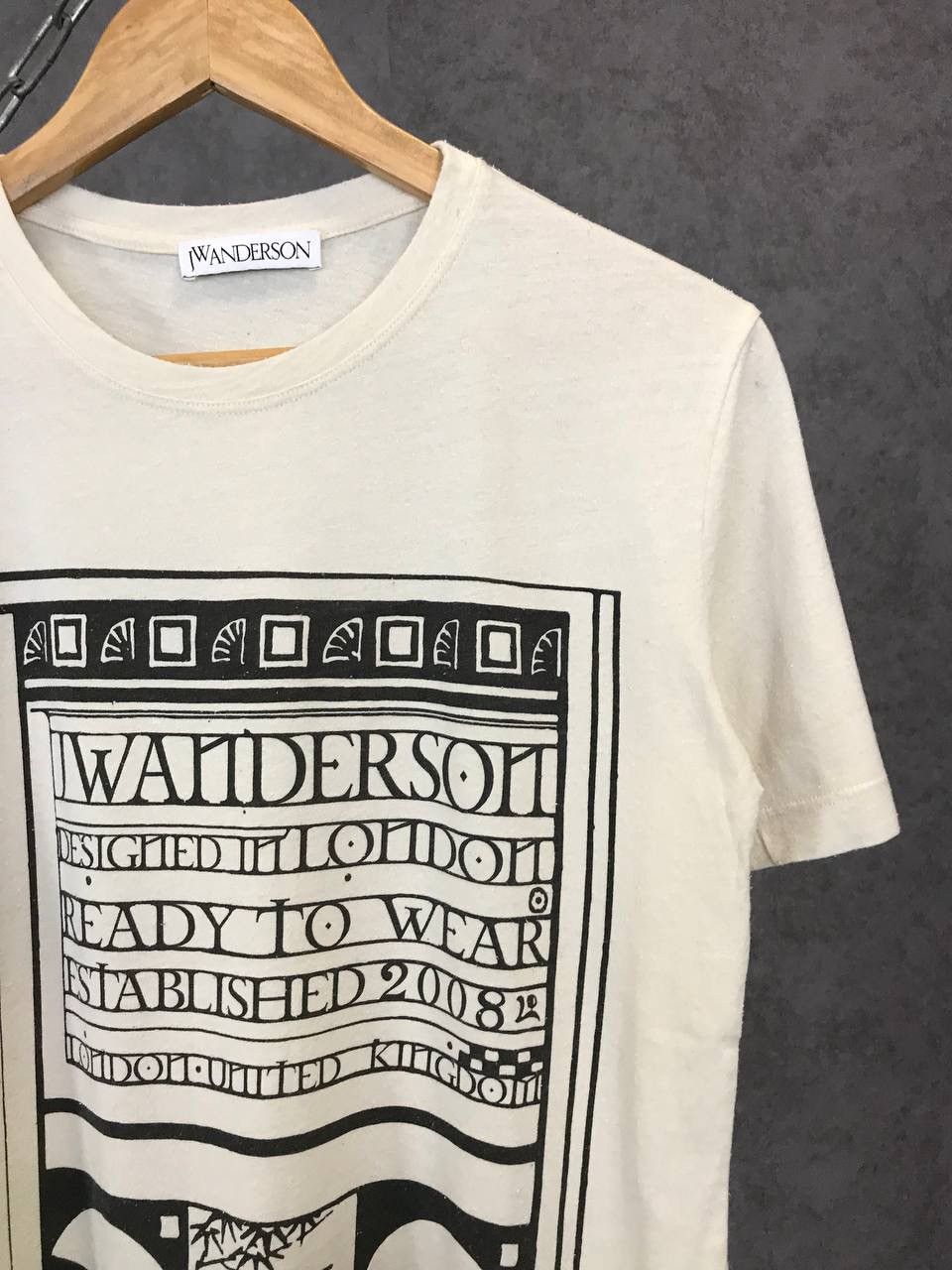 Designer J W Anderson designer art tee Size US XS / EU 42 / 0 - 2 Thumbnail