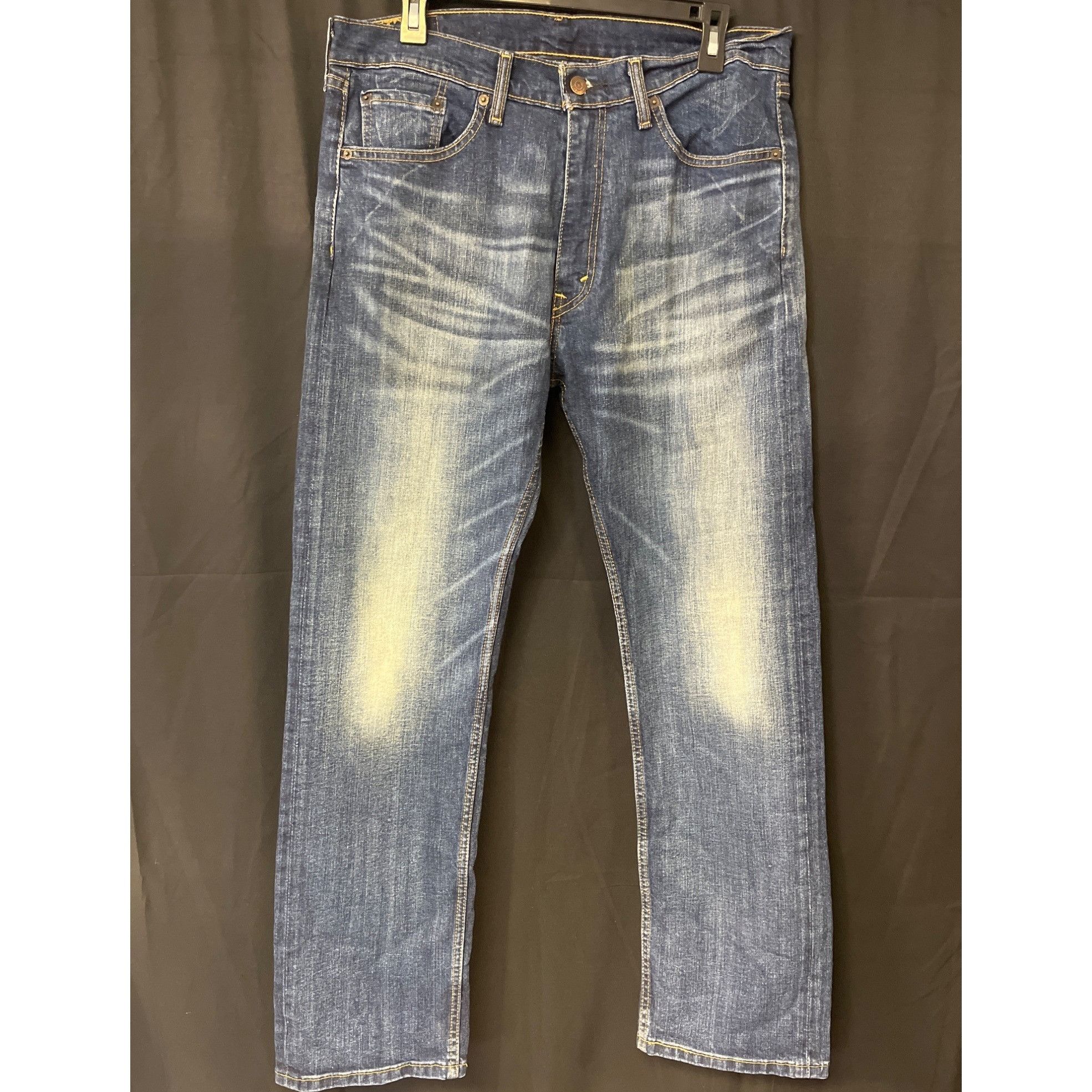 Levi's Levi's 505 Men's Blue Jeans/Straight Leg 33x32 SKU 4062 Size US 33 - 1 Thumbnail