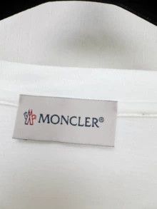 Moncler Moncler pearl long sleeves Size XL / US 12-14 / IT 48-50 - 2 Thumbnail