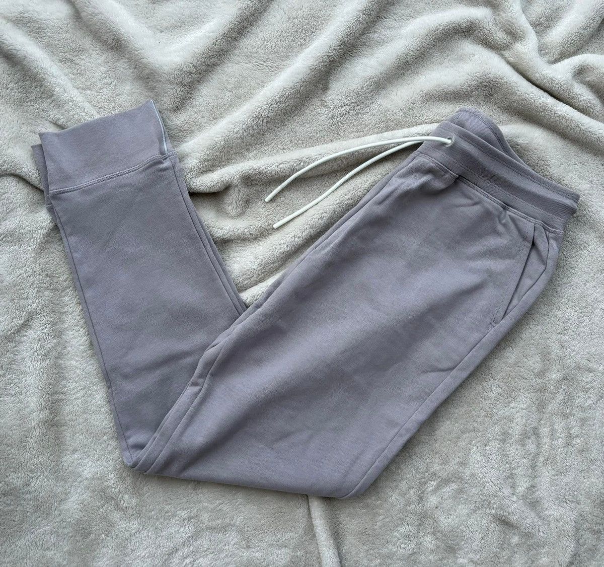 Canada Goose Canada Goose Moonstone Sweatpants Size US 38 / EU 54 - 1 Thumbnail