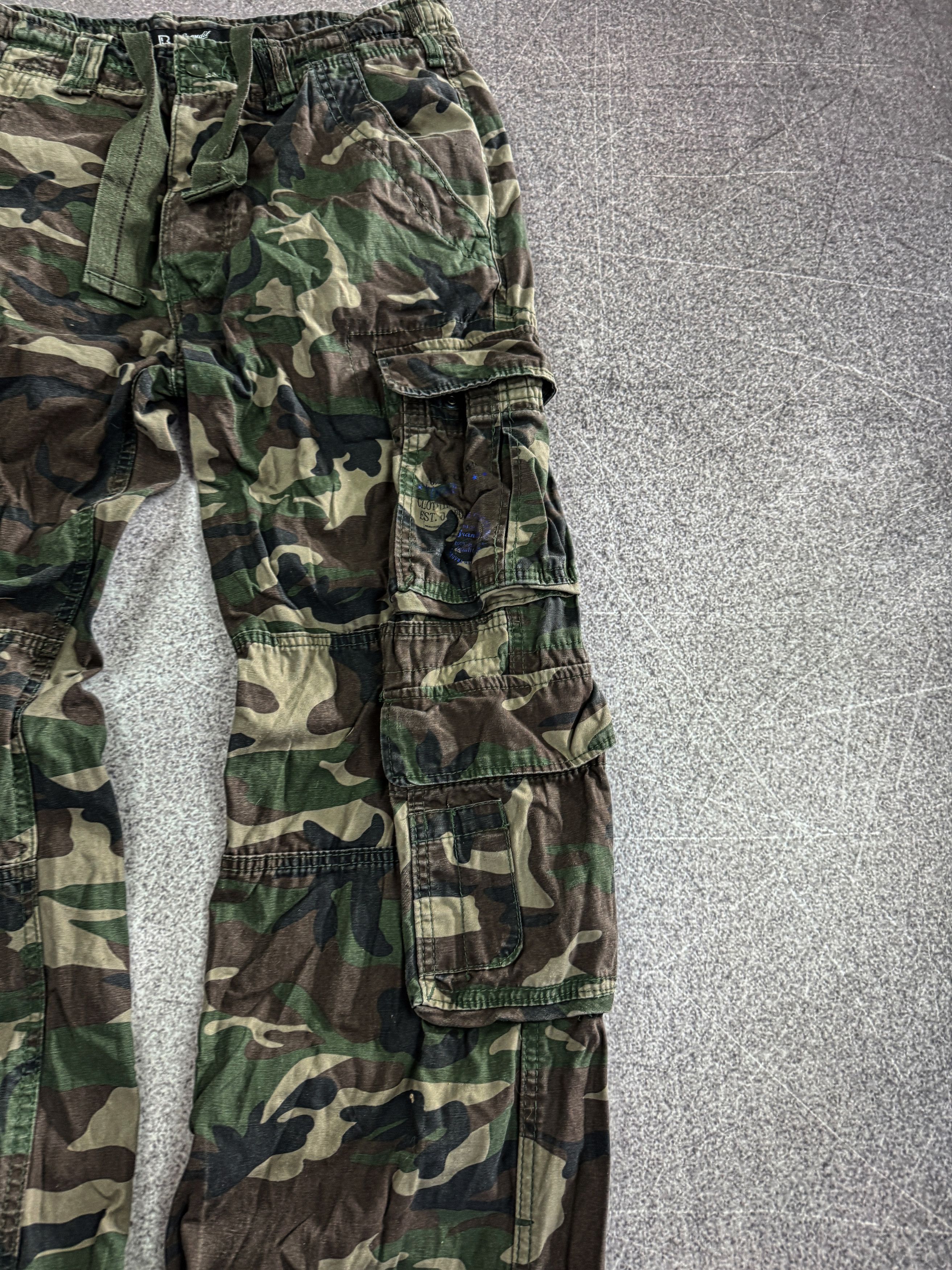 Hysteric Glamour Crazy Raf Simons Balenci Style Camo Bondage Cargo Pants y2k Size US 32 / EU 48 - 5 Thumbnail