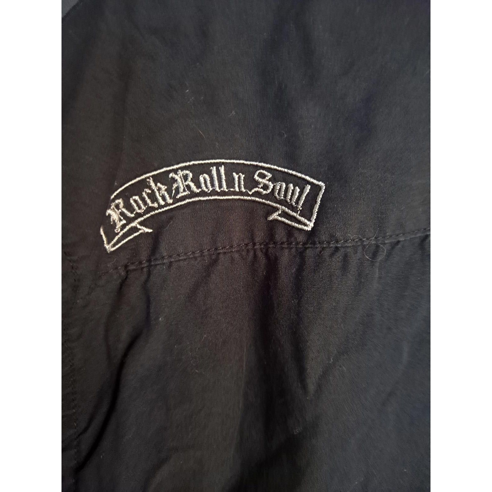 Other Rock Roll N Soul Black Button Up Shirt with Embroidered Skul Size US L / EU 52-54 / 3 - 9 Thumbnail