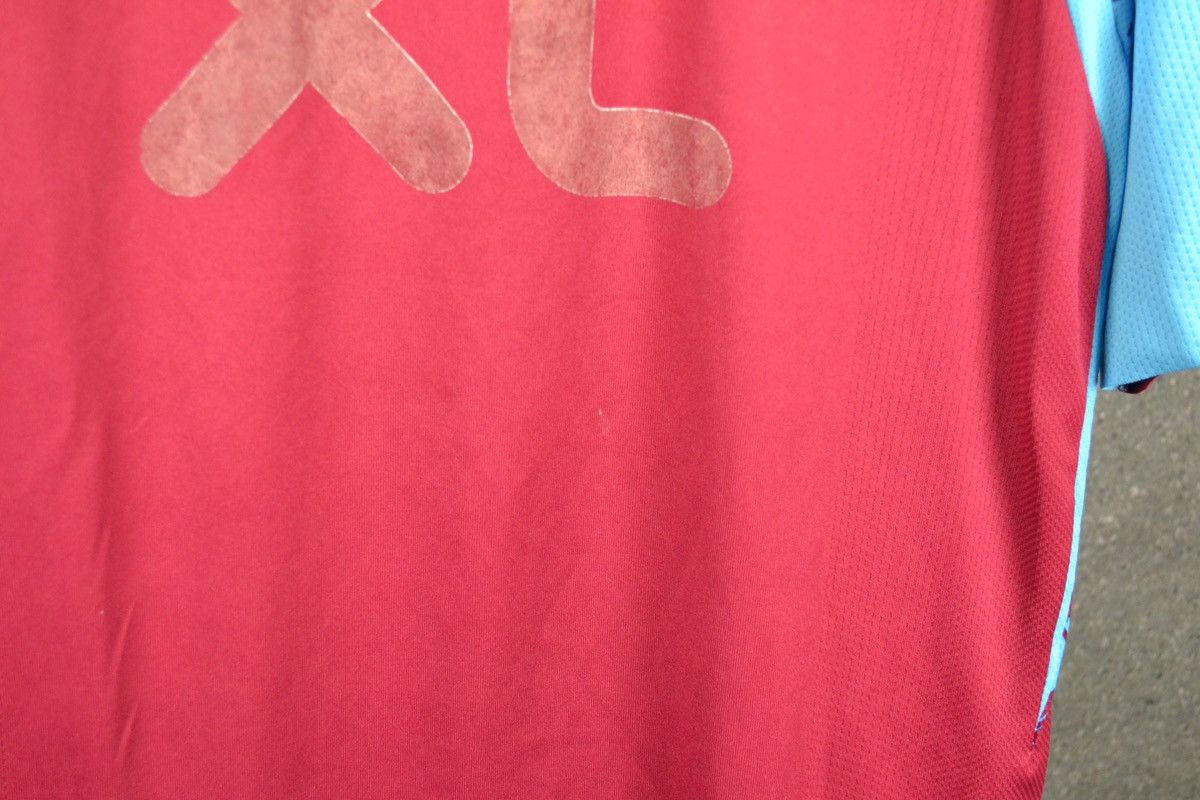 Umbro × Vintage West Ham United Home Football Shirt Umbro Soccer ZAMORA #25 Size US L / EU 52-54 / 3 - 5 Thumbnail