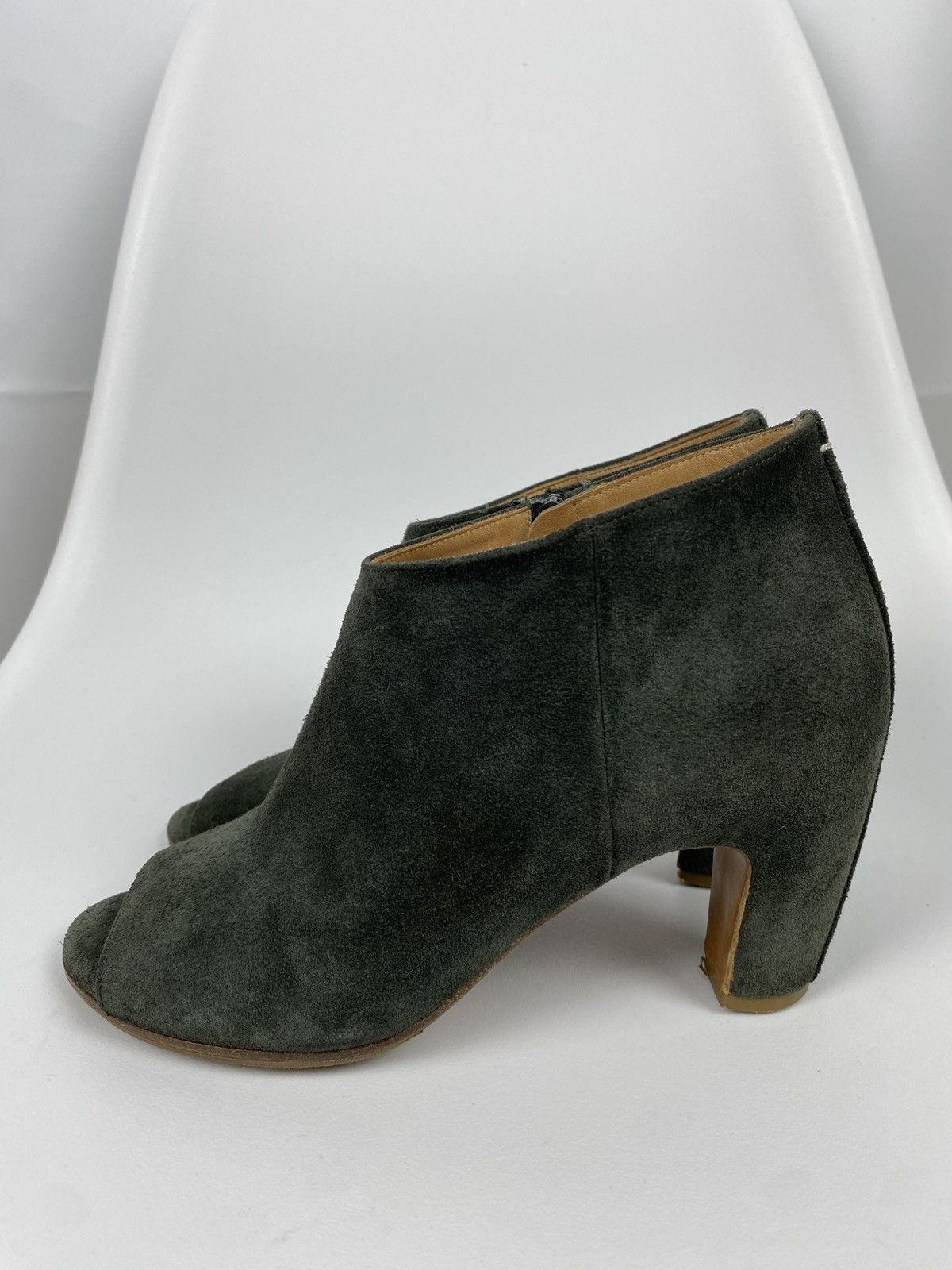 Maison Margiela Maison Martin Margiela Suede Ankle Boots Open Toe size 38 Size US 8 / IT 38 - 3 Thumbnail
