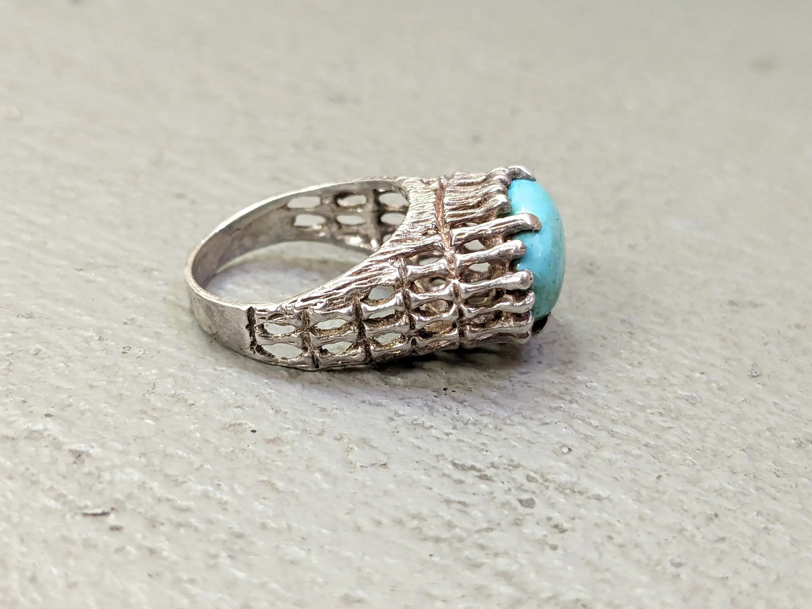 Jewelry Vintage Sterling Silver Ring Green Turquoise Oval 7.5 Brutal Size ONE SIZE - 4 Thumbnail