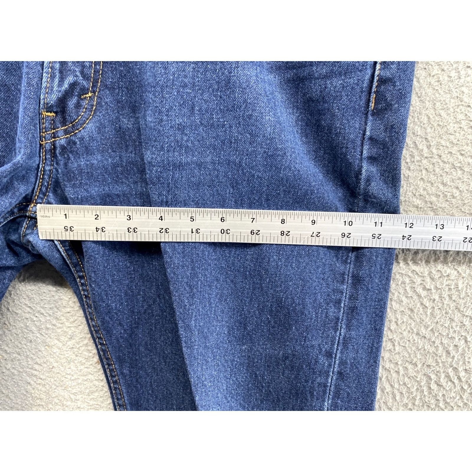Levi's Item Specifications: Country of Origin: Lesotho Size US 36 / EU 52 - 7 Thumbnail