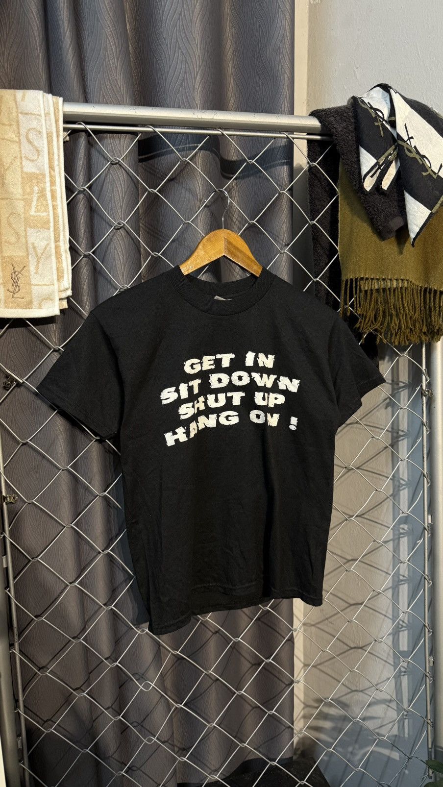 Vintage BABYTEE VINTAGE WORDING “Get in Sit Down Shut up Hang O” Size S / US 4 / IT 40 - 1 Thumbnail