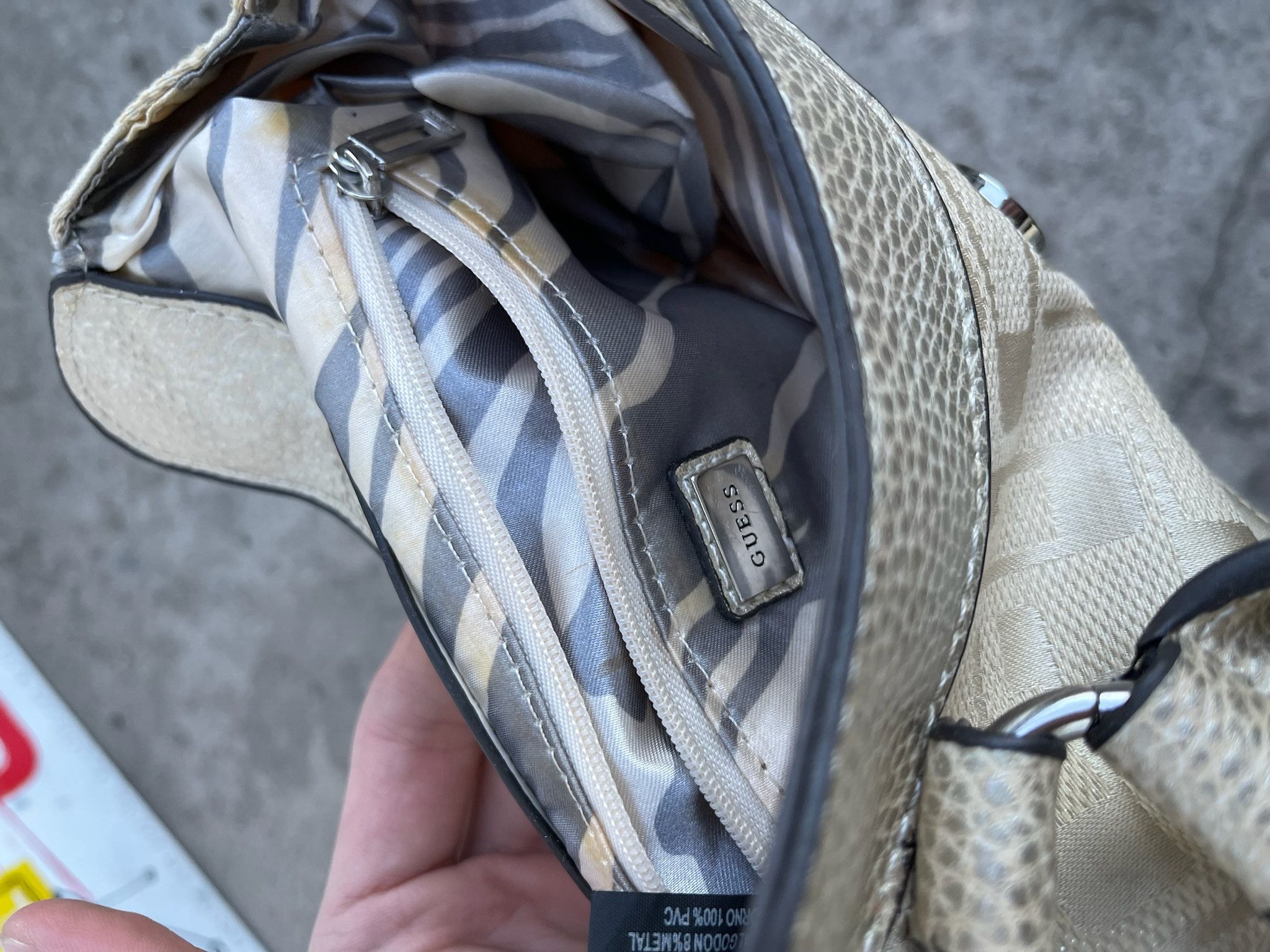 Guess Vintage Handbag GUESS monogram y2k Size ONE SIZE - 11 Thumbnail