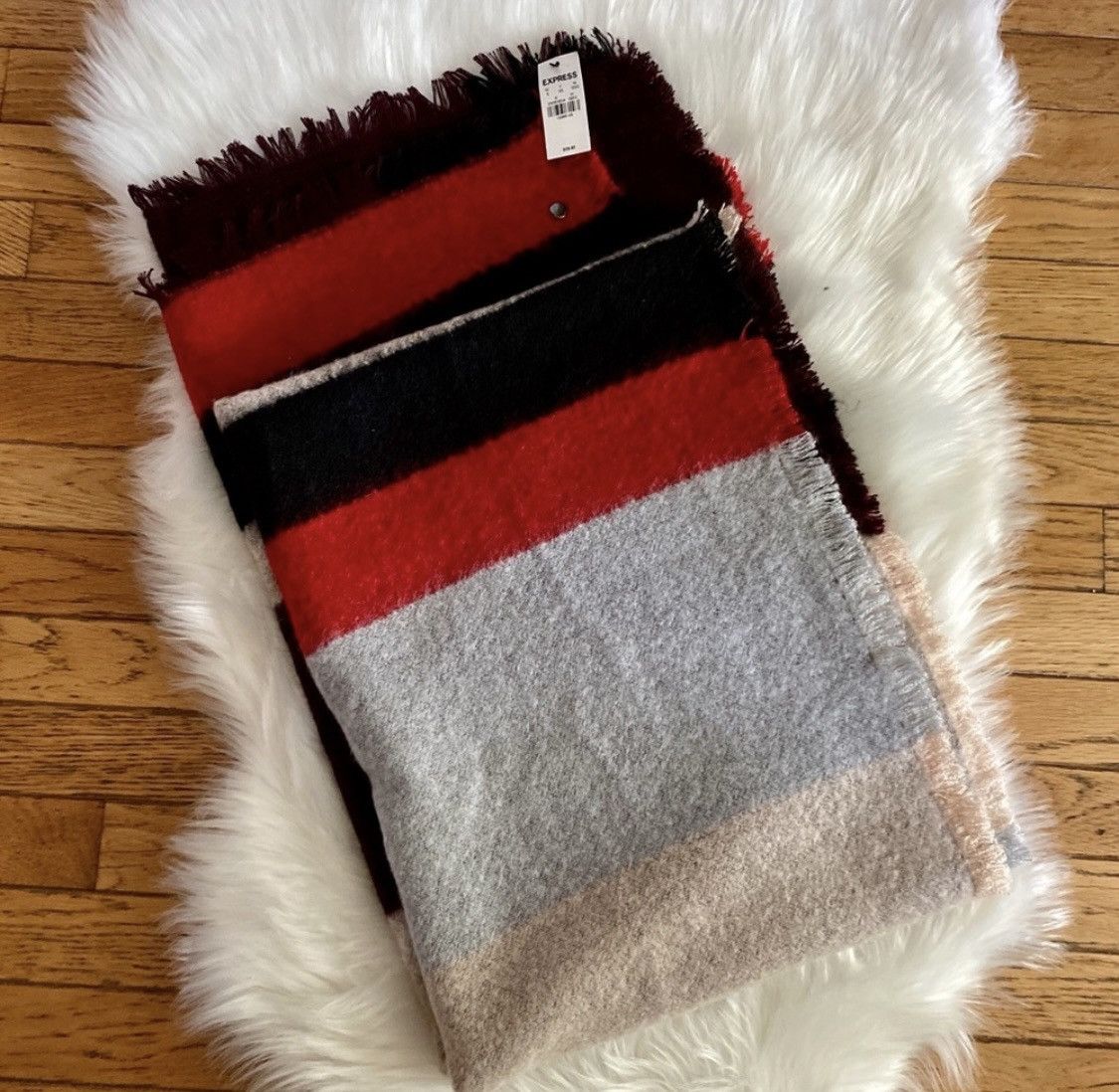 Express EXPRESS THICK WARM SCARF Size ONE SIZE - 2 Thumbnail
