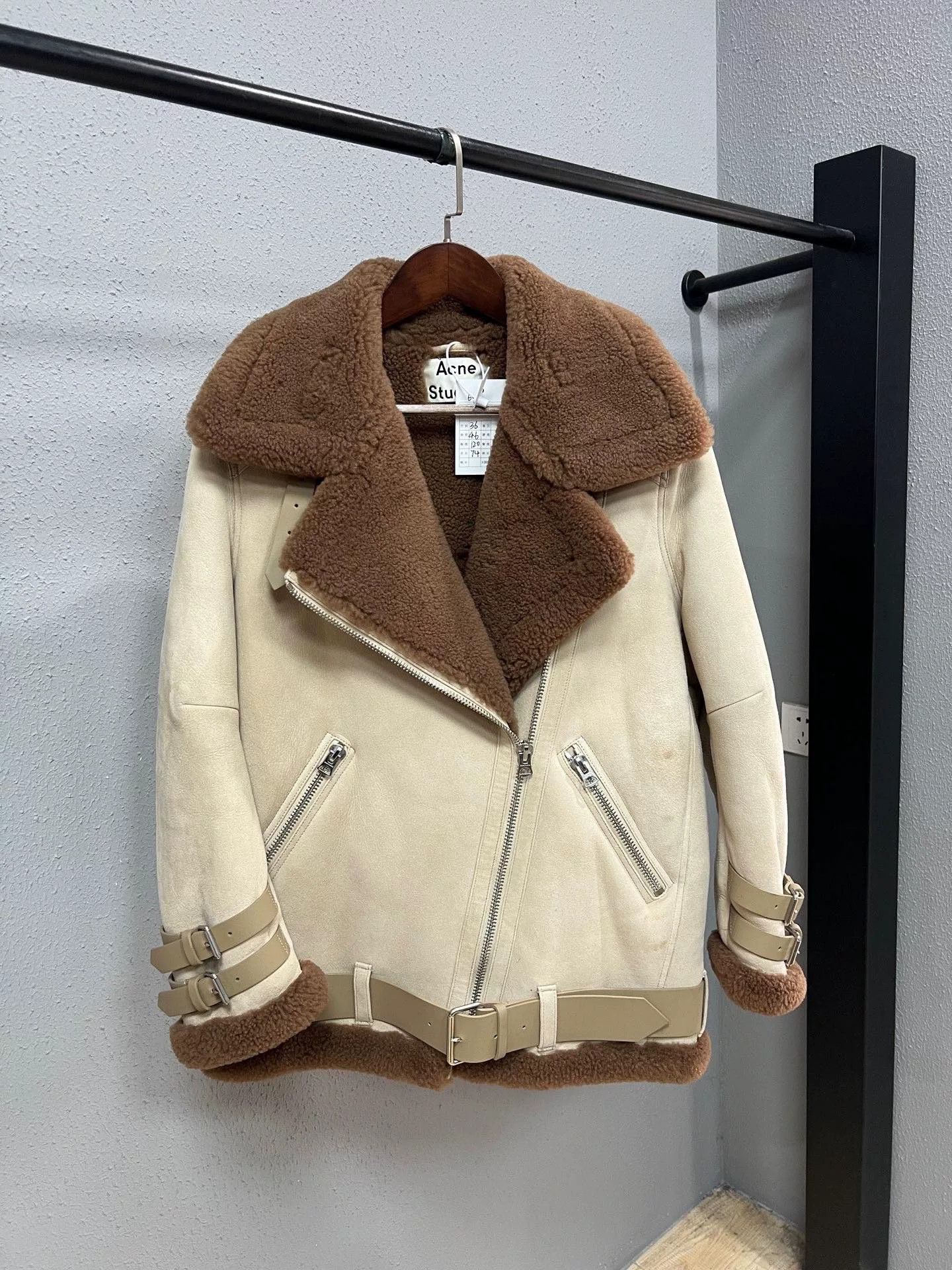 Acne Studios acne studios beige teddy coat size 36 Size S / US 4 / IT 40 - 1 Thumbnail