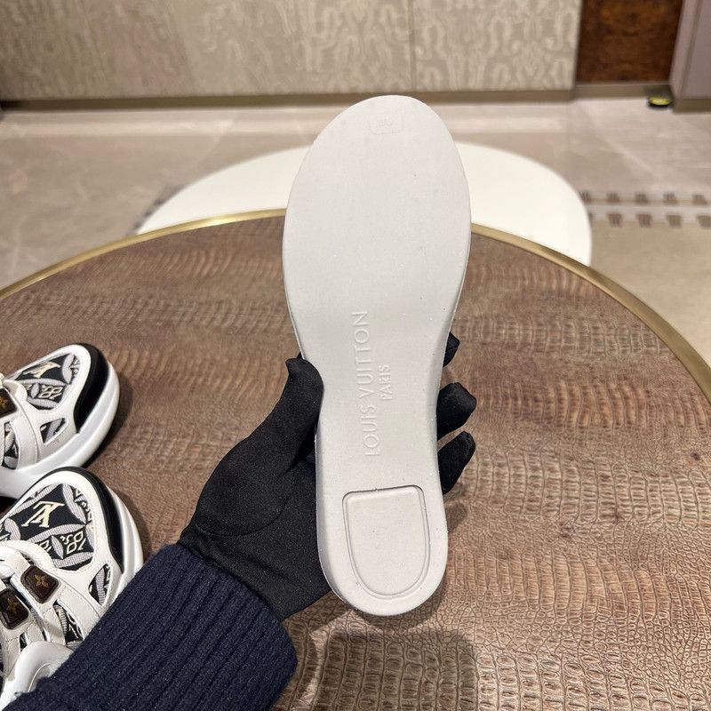 Louis Vuitton Louis Vuitton Archlight 1.- Size US 10 / EU 43 - 8 Thumbnail