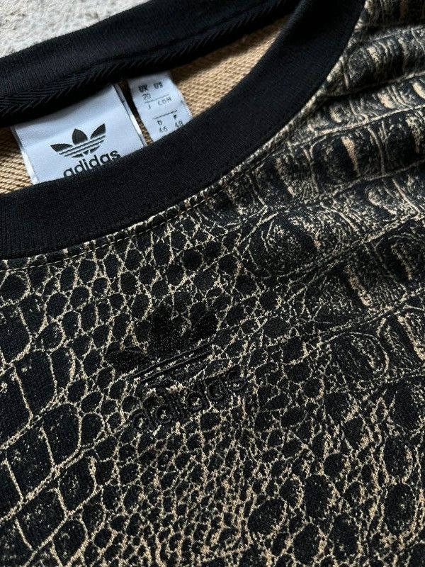 Adidas Adidas Crocodile Sz 46 / L Boxy Sweatshirt Crewneck Size L / US 10 / IT 46 - 2 Thumbnail