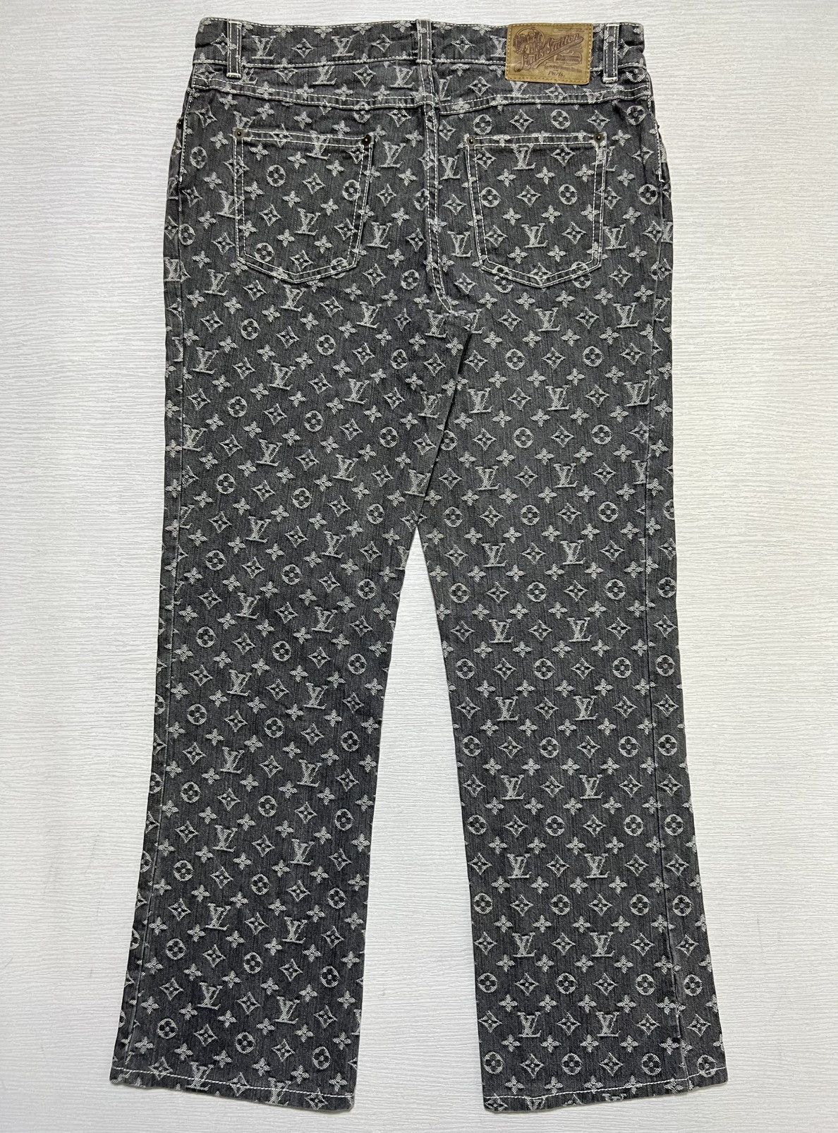 Louis Vuitton Louis Vuitton - Marc Jacobs - Jacquard Monogram Denim Jeans Size 28" / US 6 / IT 42 - 2 Thumbnail