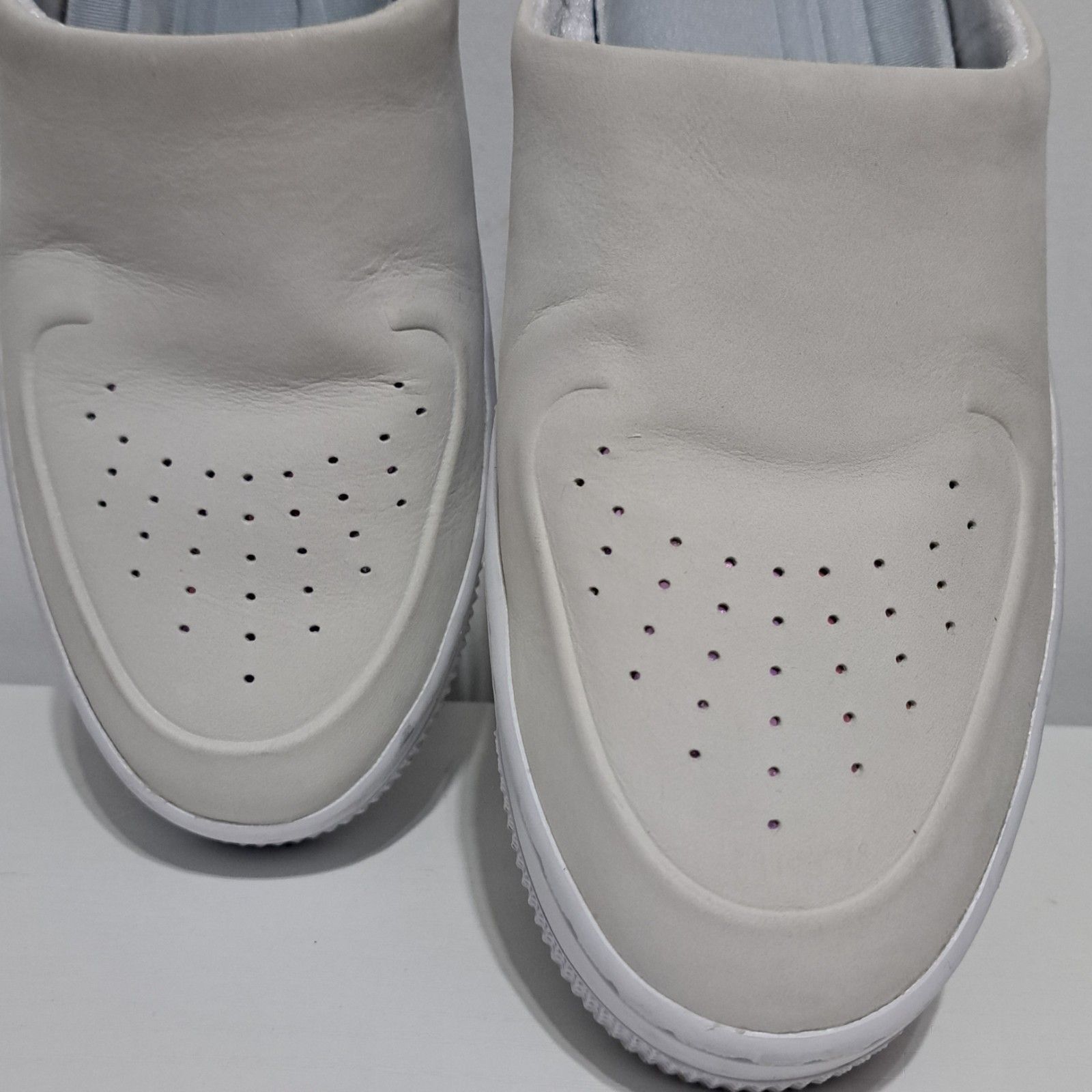 Nike Nike Women's Air Force 1 Lover Slip On Mule Sneakers Size 9 Size US 9 / IT 39 - 13 Thumbnail