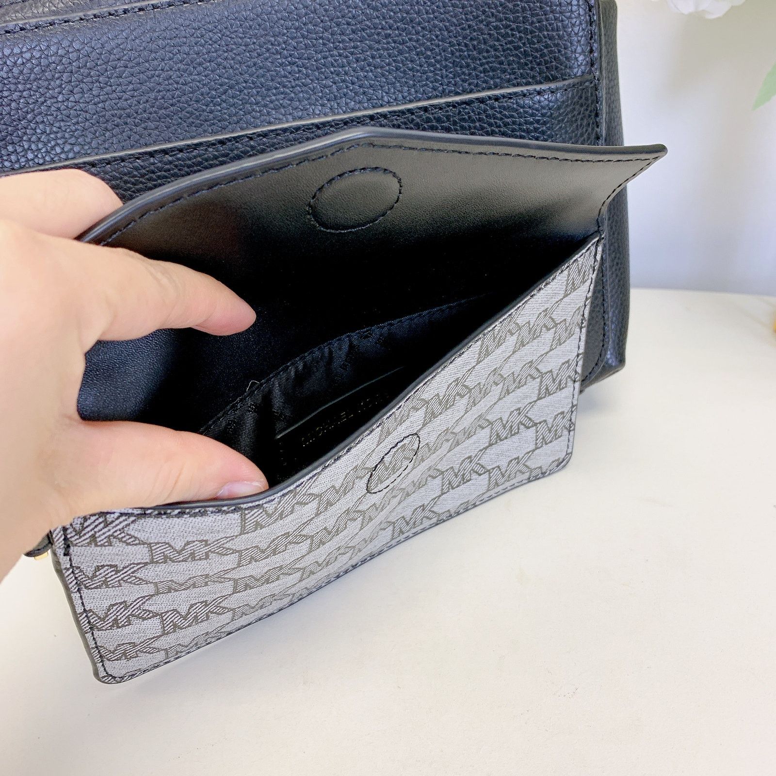 Michael Kors Michale Kors 35S4S5MB8L Maisie Medium Pebbled Leather Size ONE SIZE - 4 Thumbnail