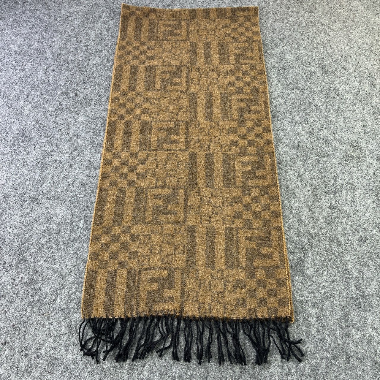 Fendi Fendi FF Logo Scarf / Muffler / Neckwear T417 Size ONE SIZE - 2 Thumbnail