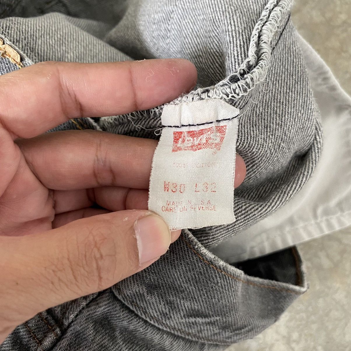 Levi's Size 29x31 Vintage 1990 Levis 501 Faded Black Denim Jeans Size US 29 - 16 Thumbnail