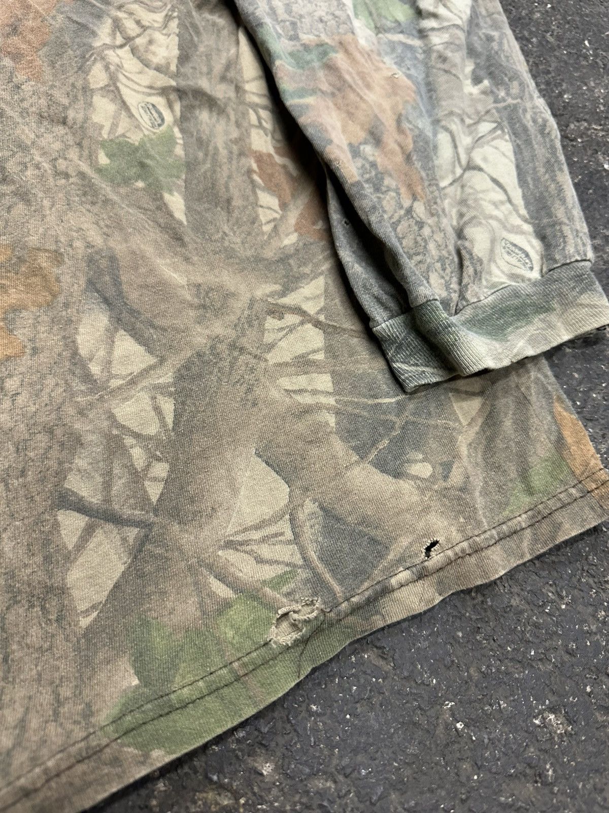 Other Vintage camo distressed long sleeve top Size US XXL / EU 58 / 5 - 4 Thumbnail