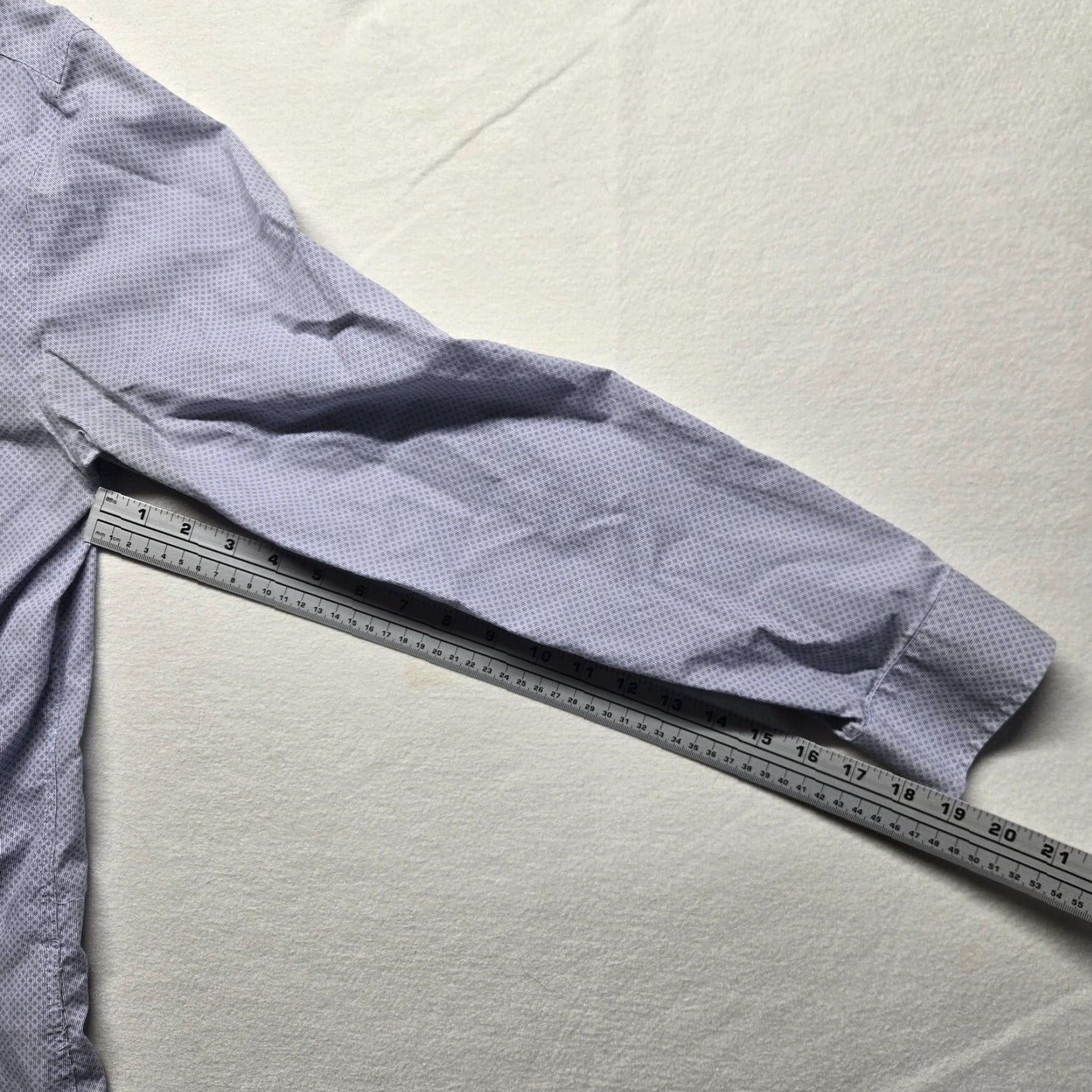 Banana Republic Banana Republic Shirt Men Blue Button-Up Long Sleeve Size L Adult Large Blue Shirt 90s Casual Mens Size US L / EU 52-54 / 3 - 5 Thumbnail