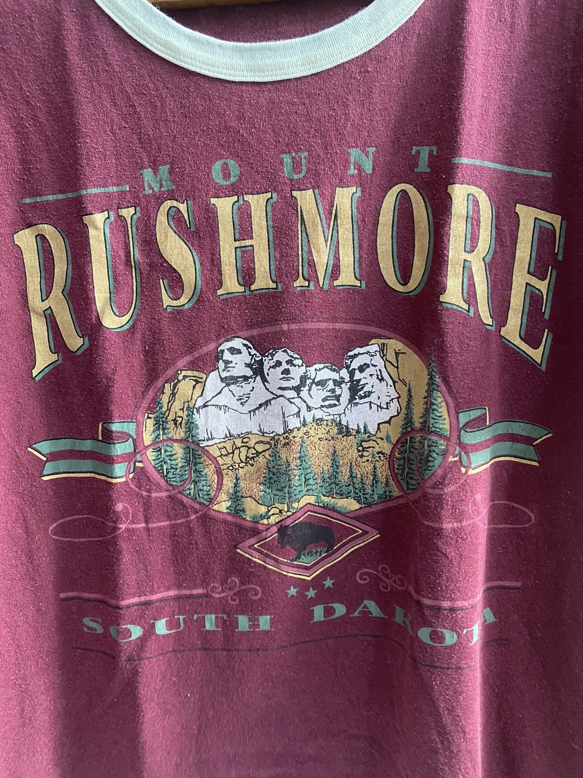 Vintage VINTAGE MOUNT RUSHMORE TSHIRT Size US S / EU 44-46 / 1 - 2 Thumbnail