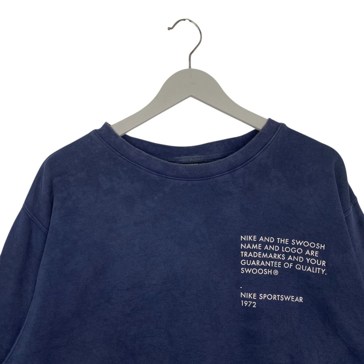 Vintage Vintage Nike Sweatshirt Small Logo Navy Blue Pullover Size L Size US L / EU 52-54 / 3 - 4 Thumbnail