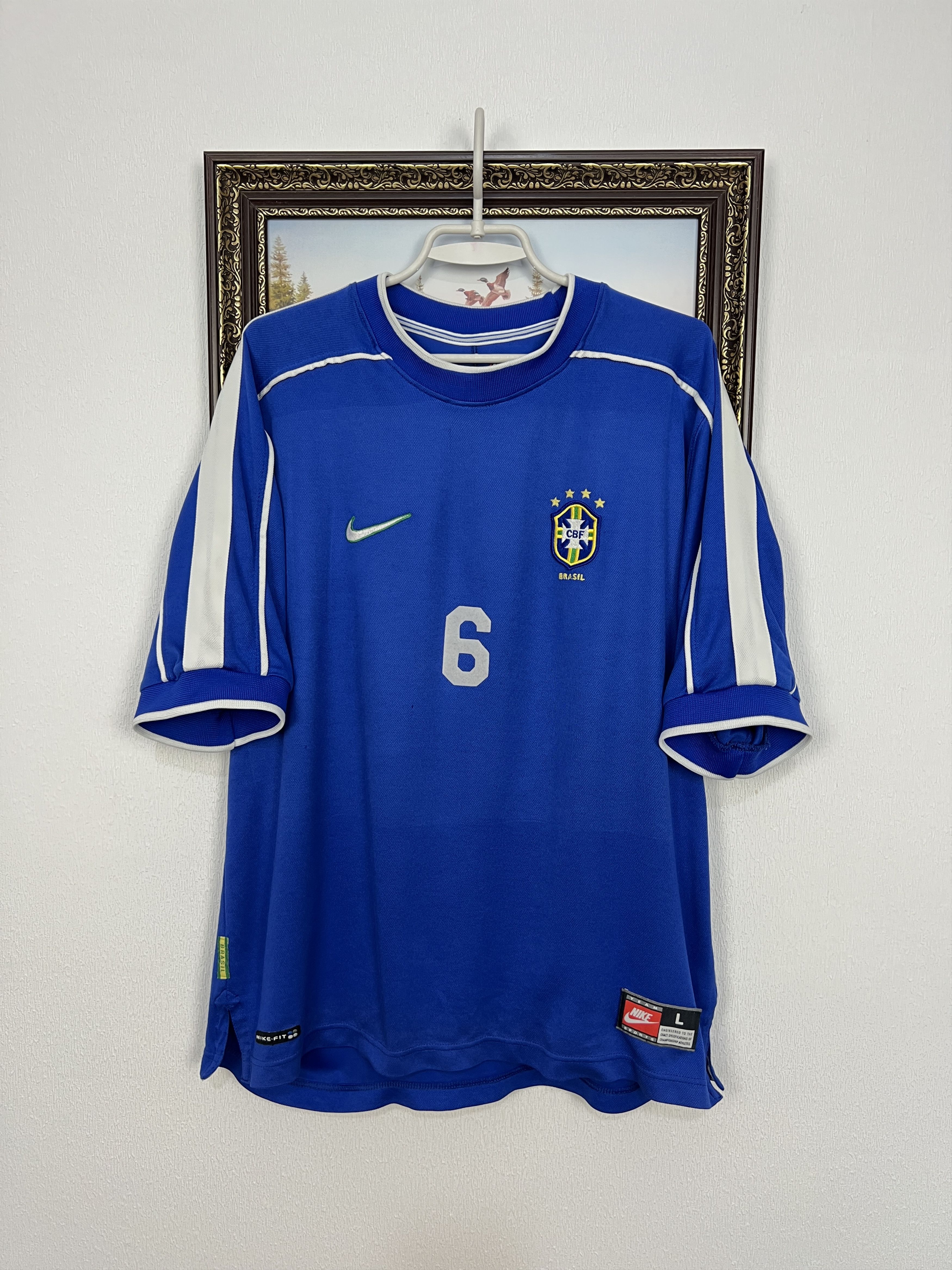Nike Brazil Away football shirt 1997 Soccer Nike #6 R. Carlos Size US L / EU 52-54 / 3 - 1 Thumbnail