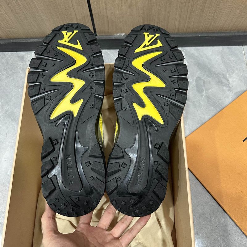 Louis Vuitton Louis Vuitton Runner Tatic Casual Sneakers -2508 Size US 9.5 / EU 42-43 - 3 Thumbnail